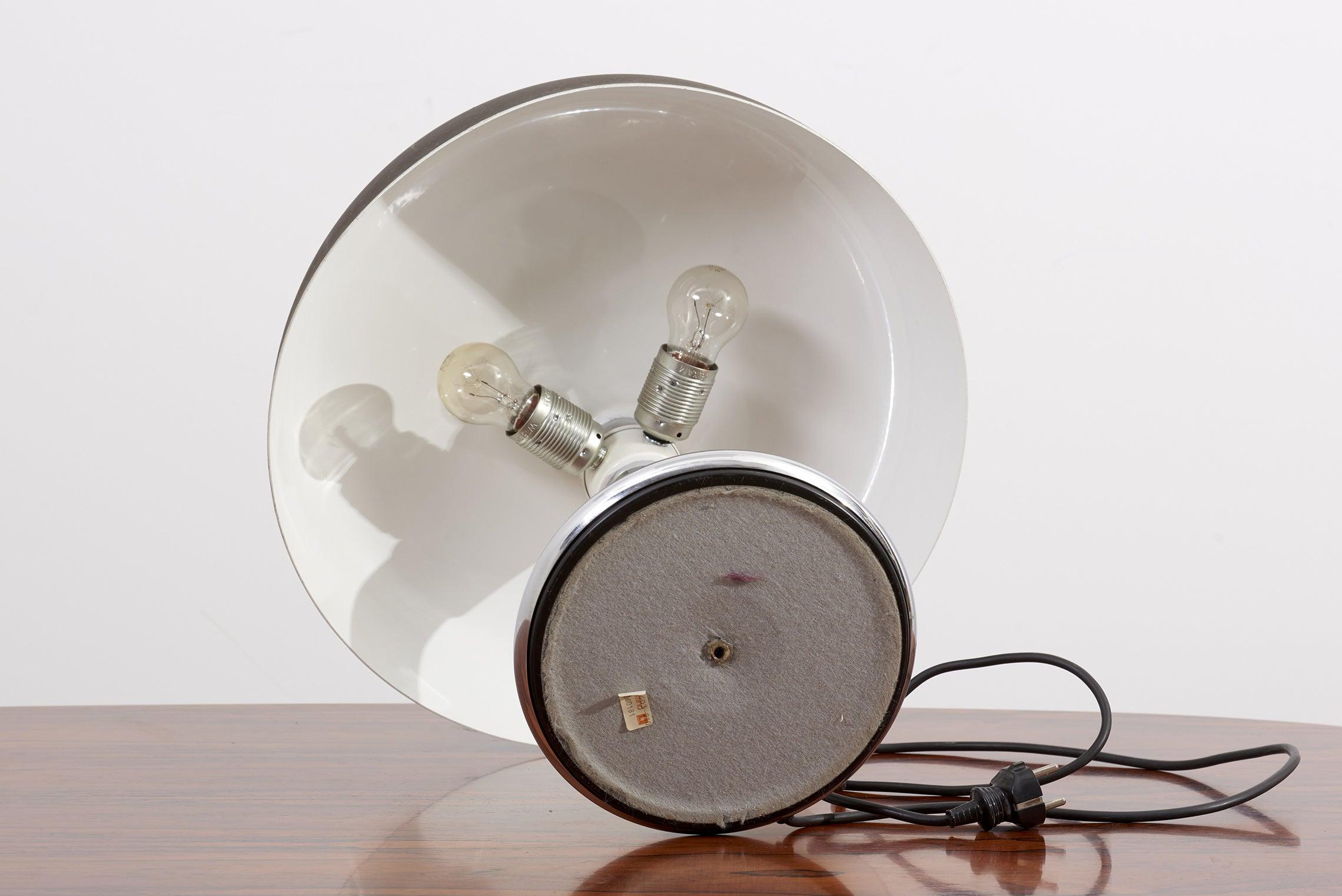 Pair of 1960s Table Lamps with Steel Base For Sale 8