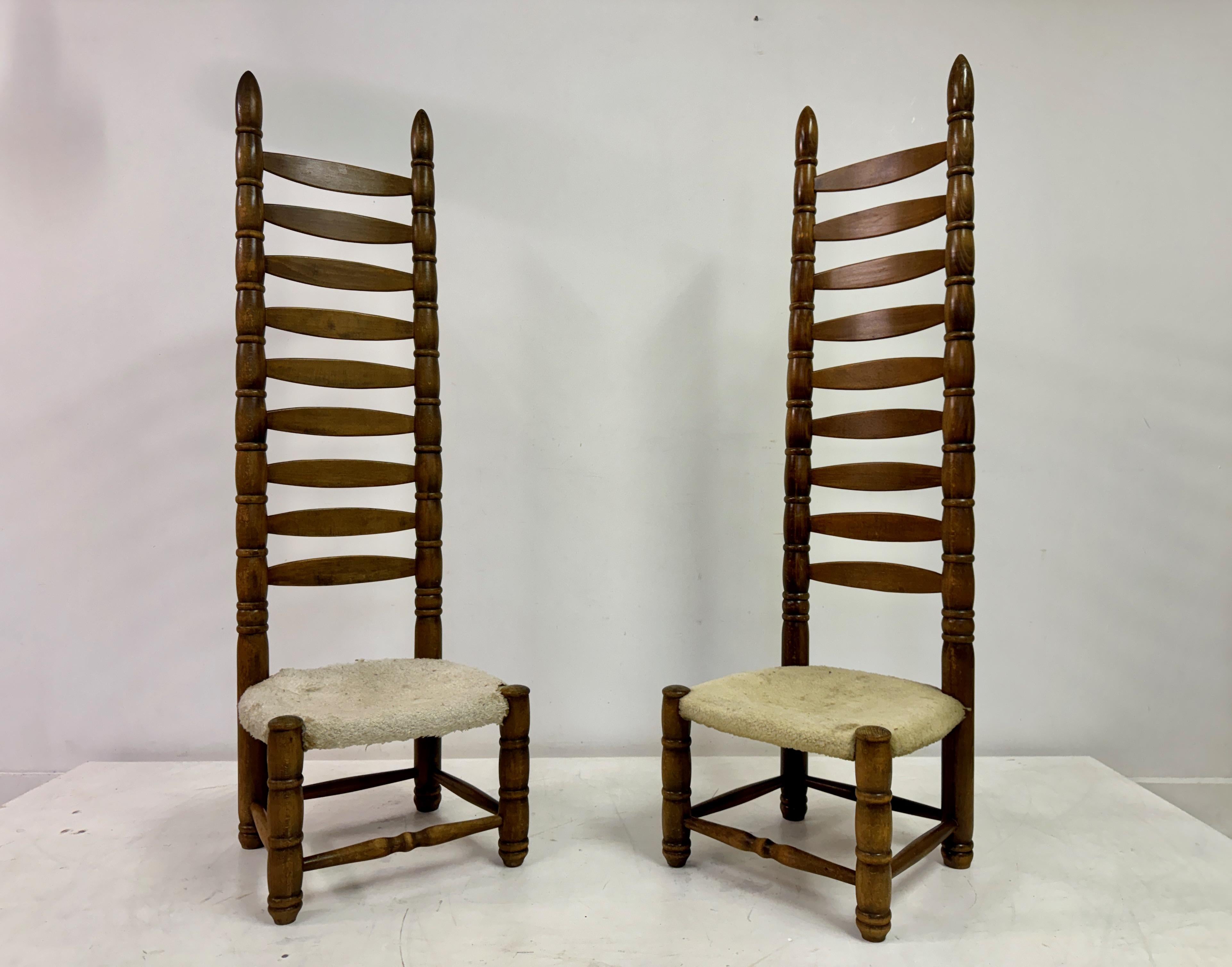 20ième siècle Paire de chaises hautes à dossier en échelle des années 1960 en vente