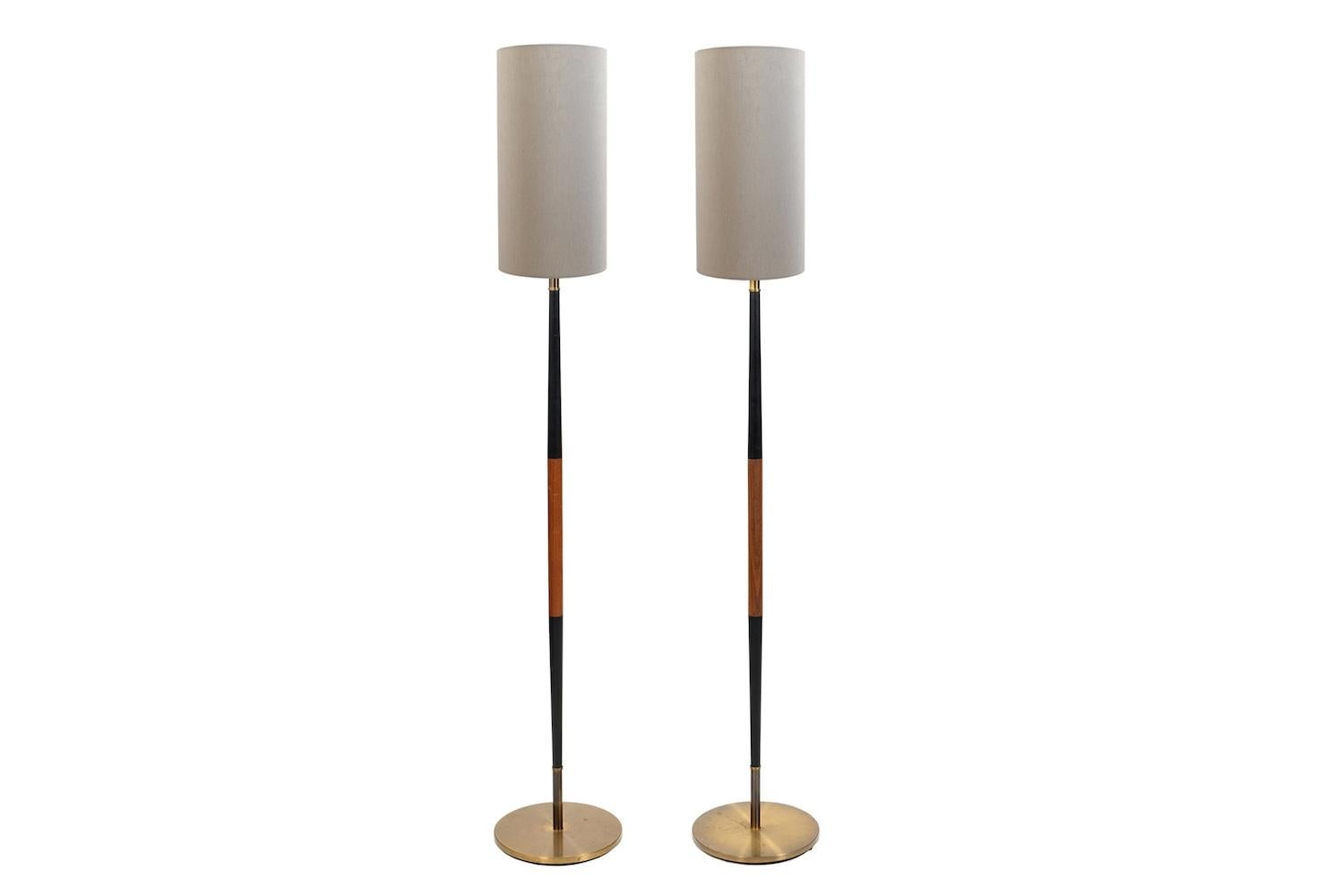 Pair of 1960s LYFA floorlamps. made in teak, brass and black parts. New grey lampshades. Original cable.