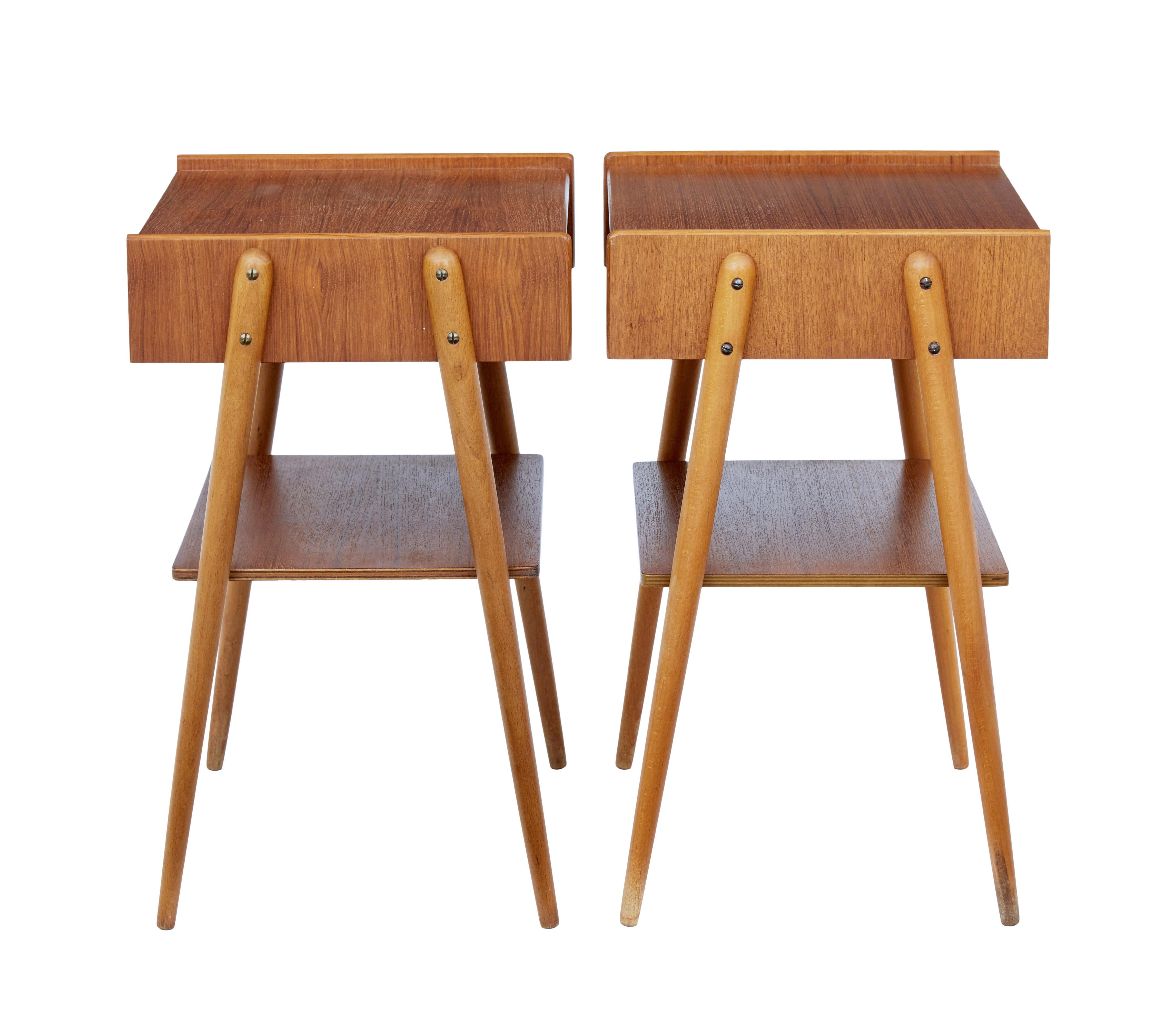 Pair of 1960s Teak Scandinavian Bedside Tables (Dänisch)