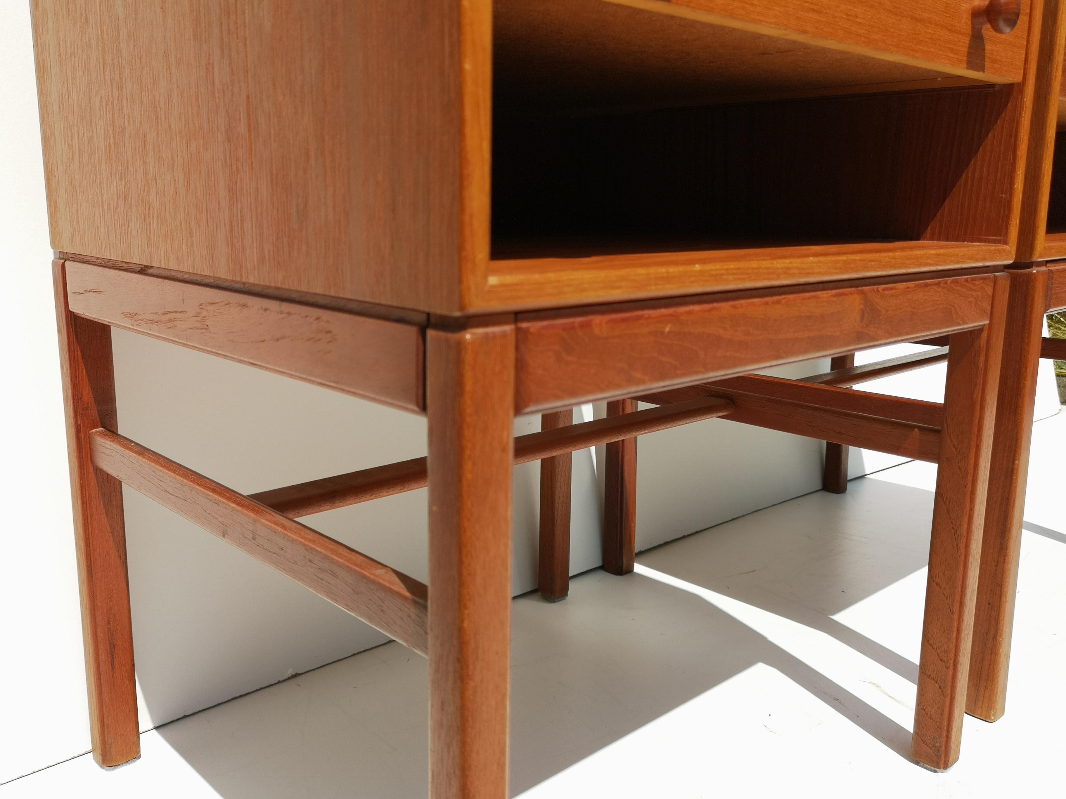Pair of 1960s Tingstroms Teak Nightstands / Bedside / Side / End Tables (Skandinavische Moderne)