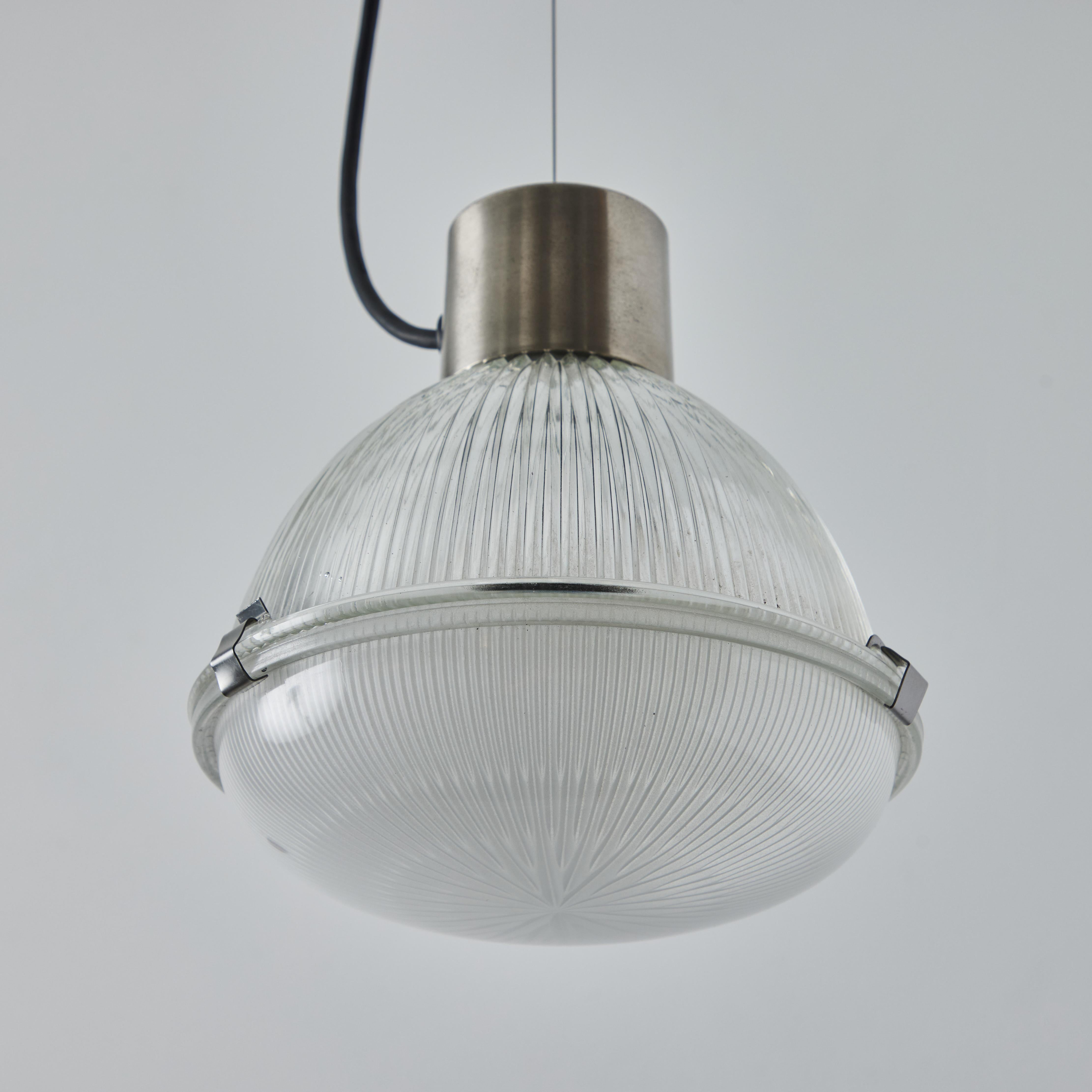 Paire de lampes à suspension Tito Agnoli en verre et métal des années 1960 pour O-Luce en vente 2