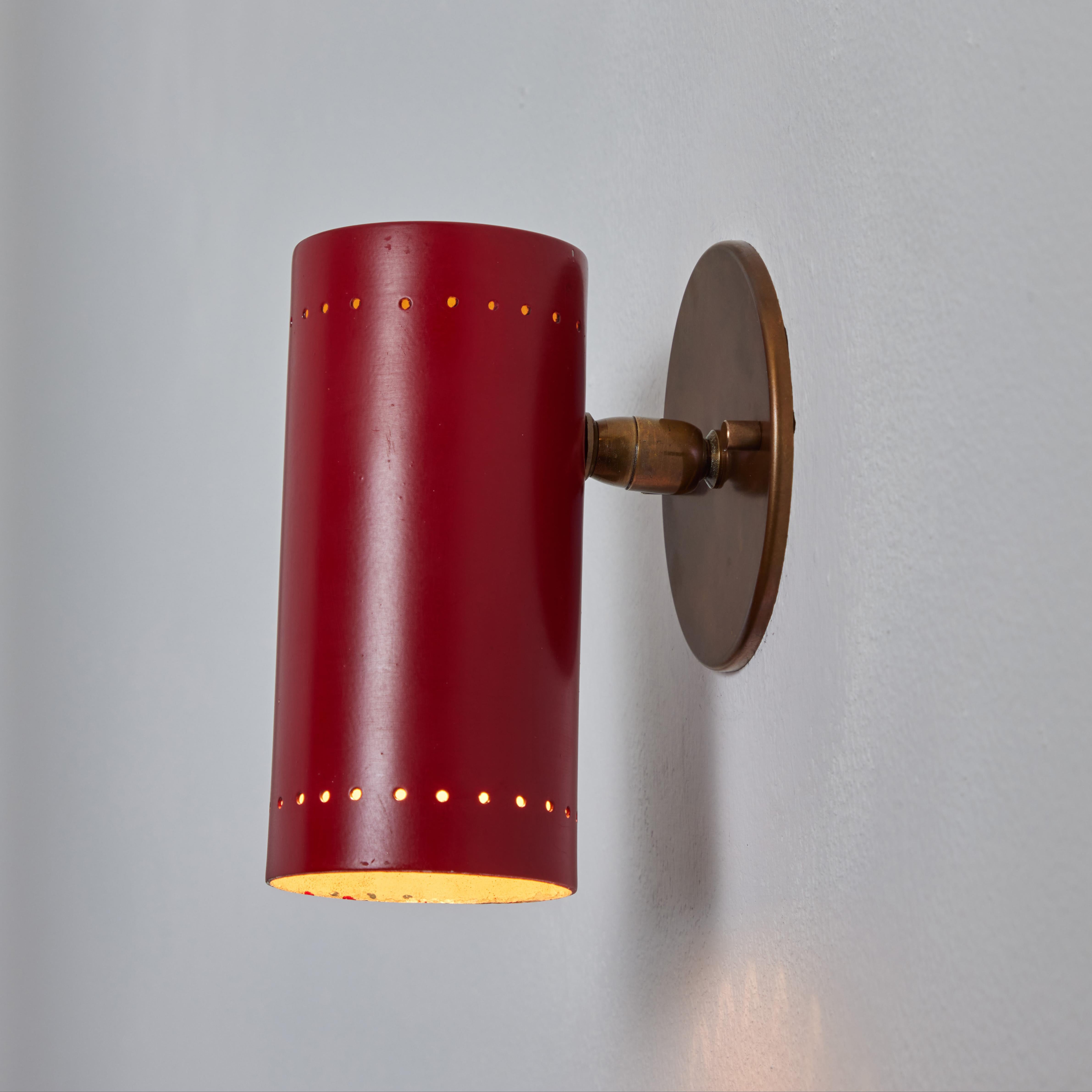 Pair of 1960s Tito Agnoli Red and Brass Articulating Sconces for O-Luce For Sale 2