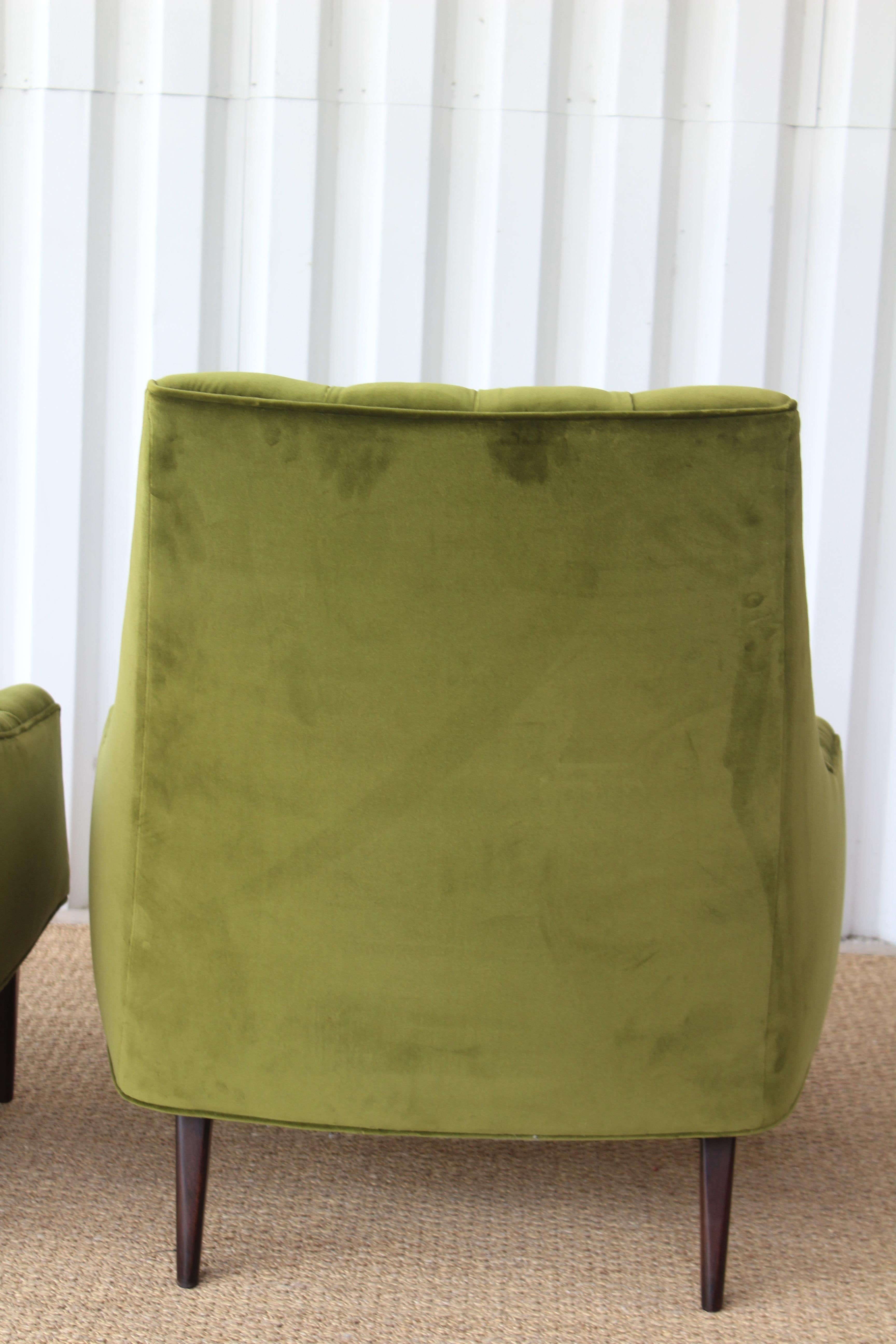 Pair of 1960s Velvet Tufted Lounge Chairs 9