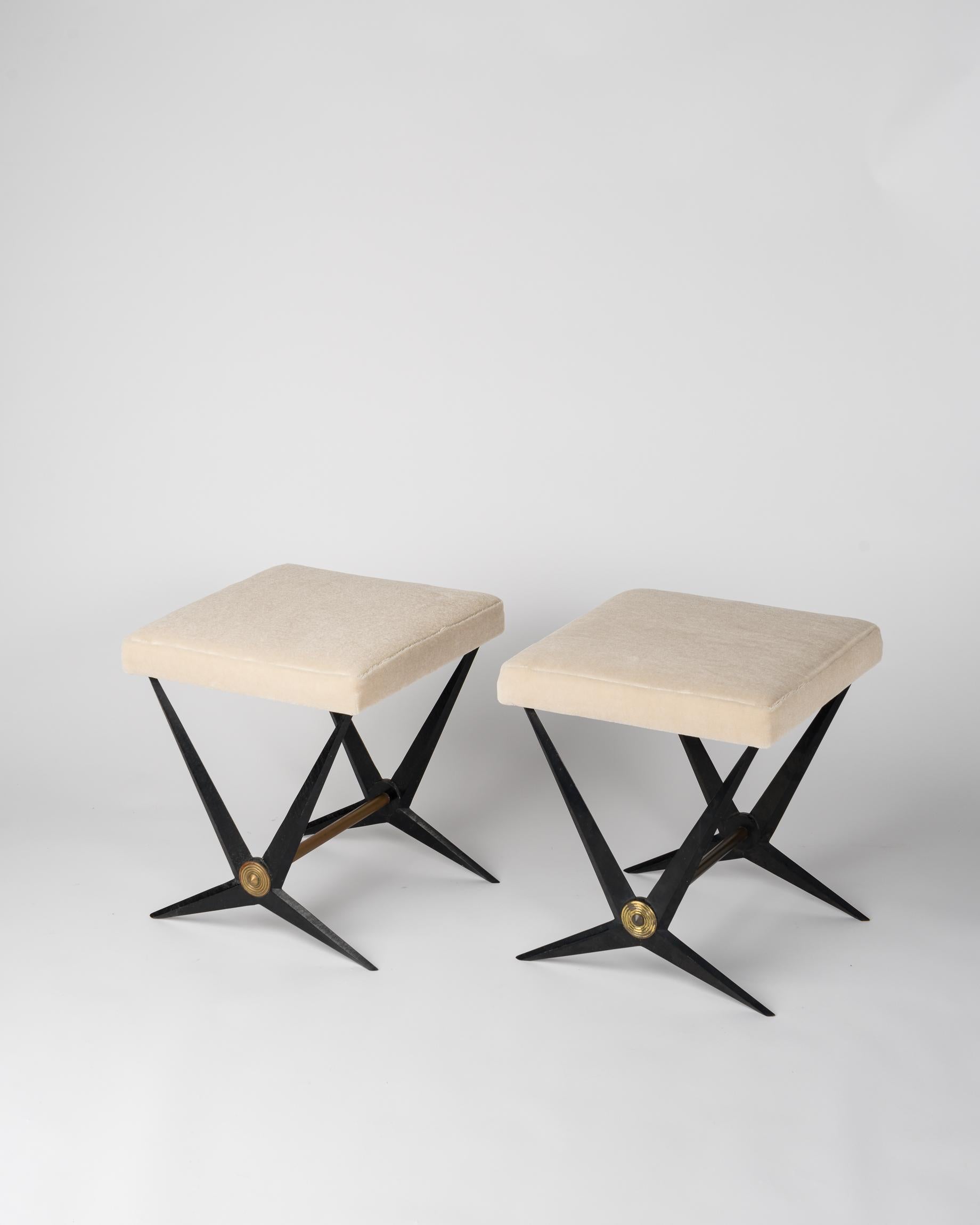 Art Deco Pair of 1960s Vintage Brass and Black Lacquered Steel Angelo Ostuni Stools For Sale