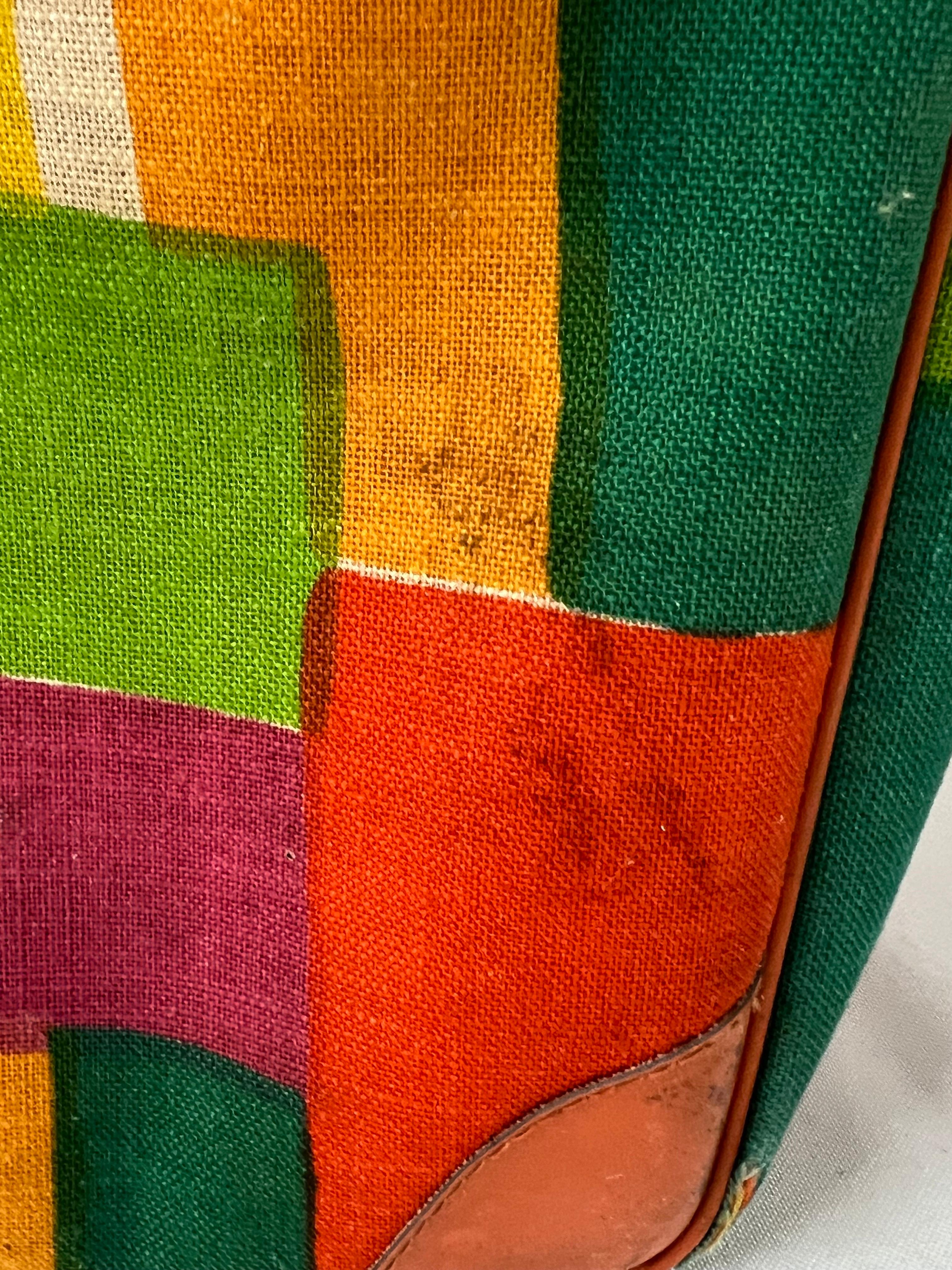 Paire de valises Vintage Hippie Pop Art des années 60 par Gimbels en vente 5