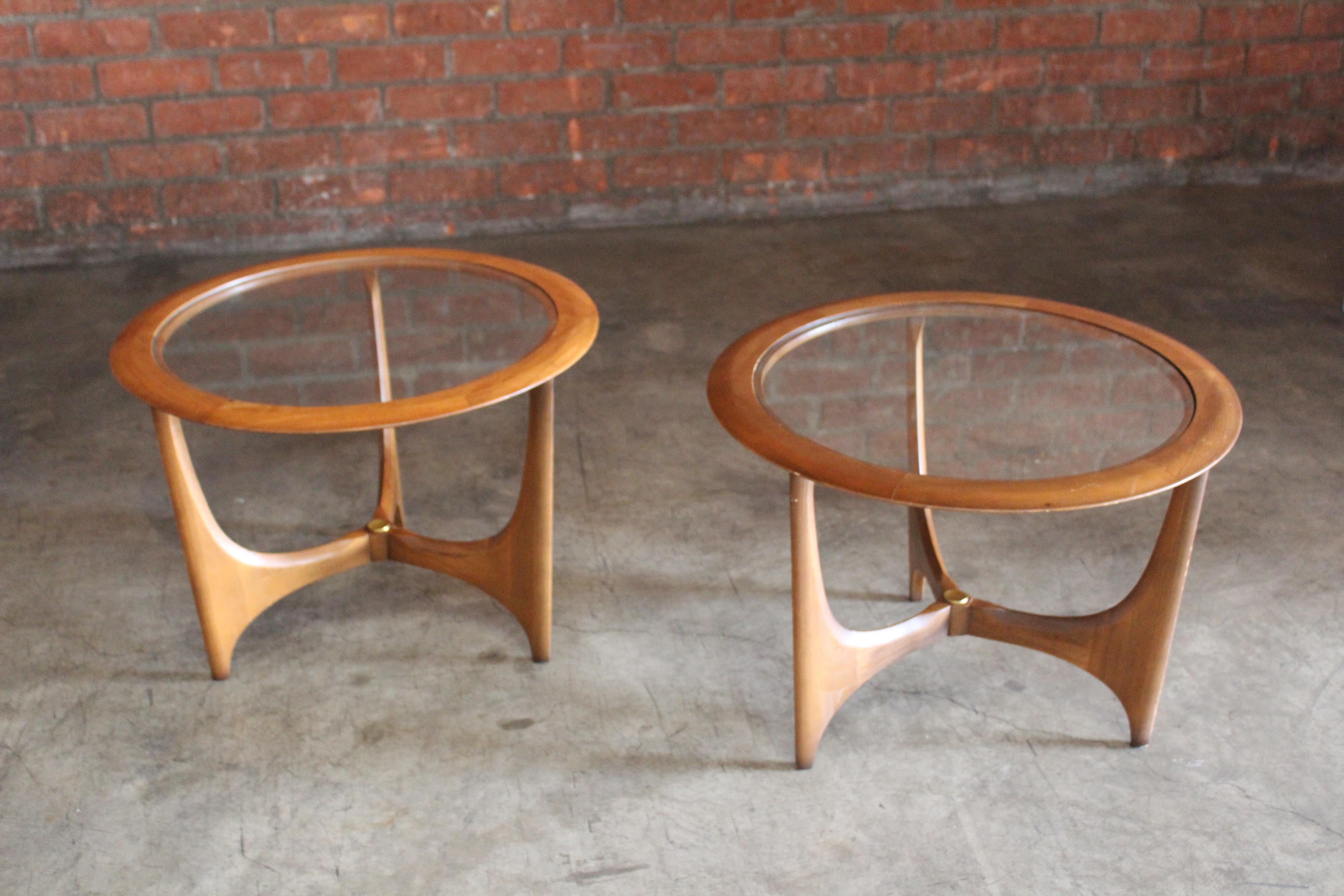 American Pair of 1960s Walnut End Tables For Sale
