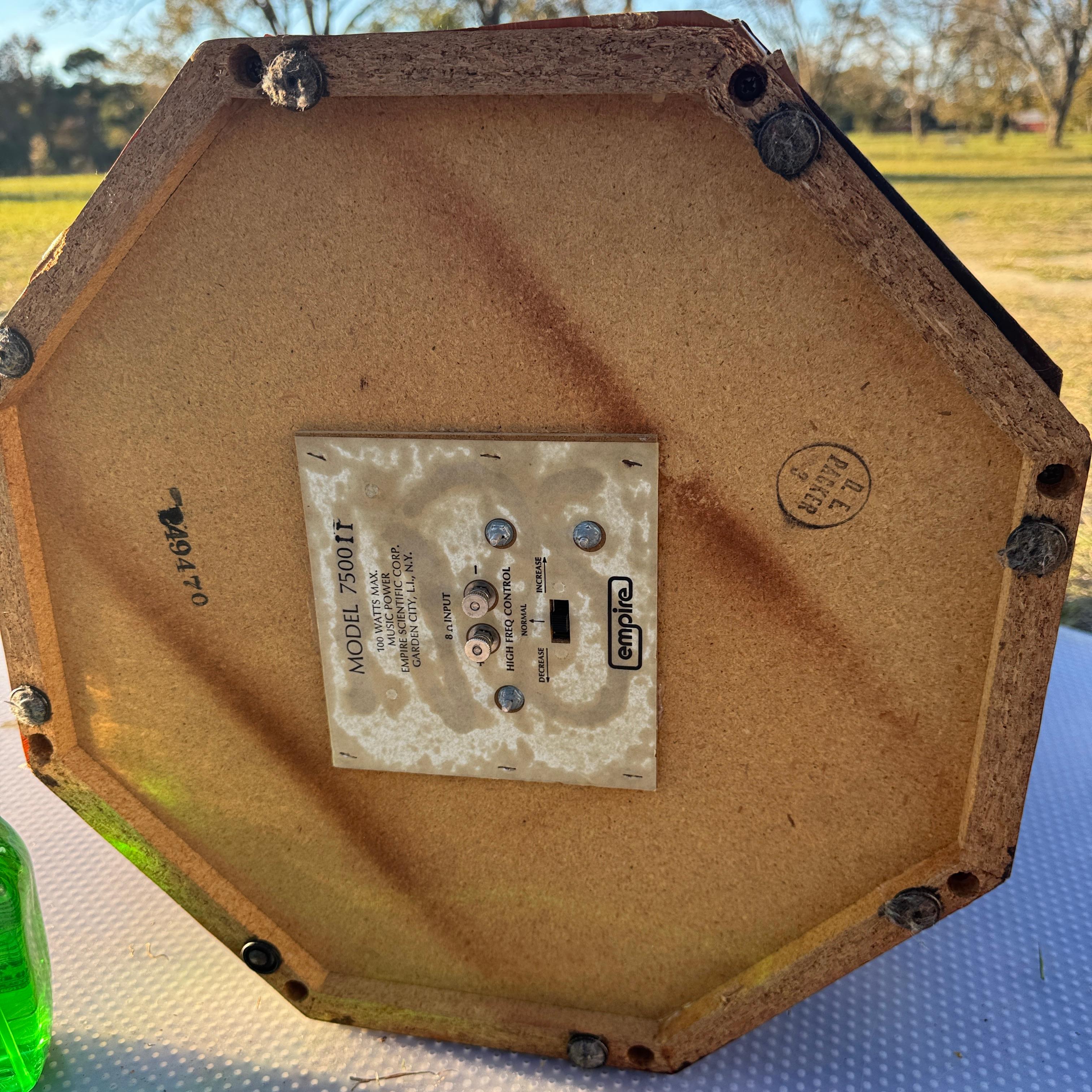Mid-Century Modern Pair of 1960s Walnut Laminate and Marble Columnar End Table Speakers For Sale