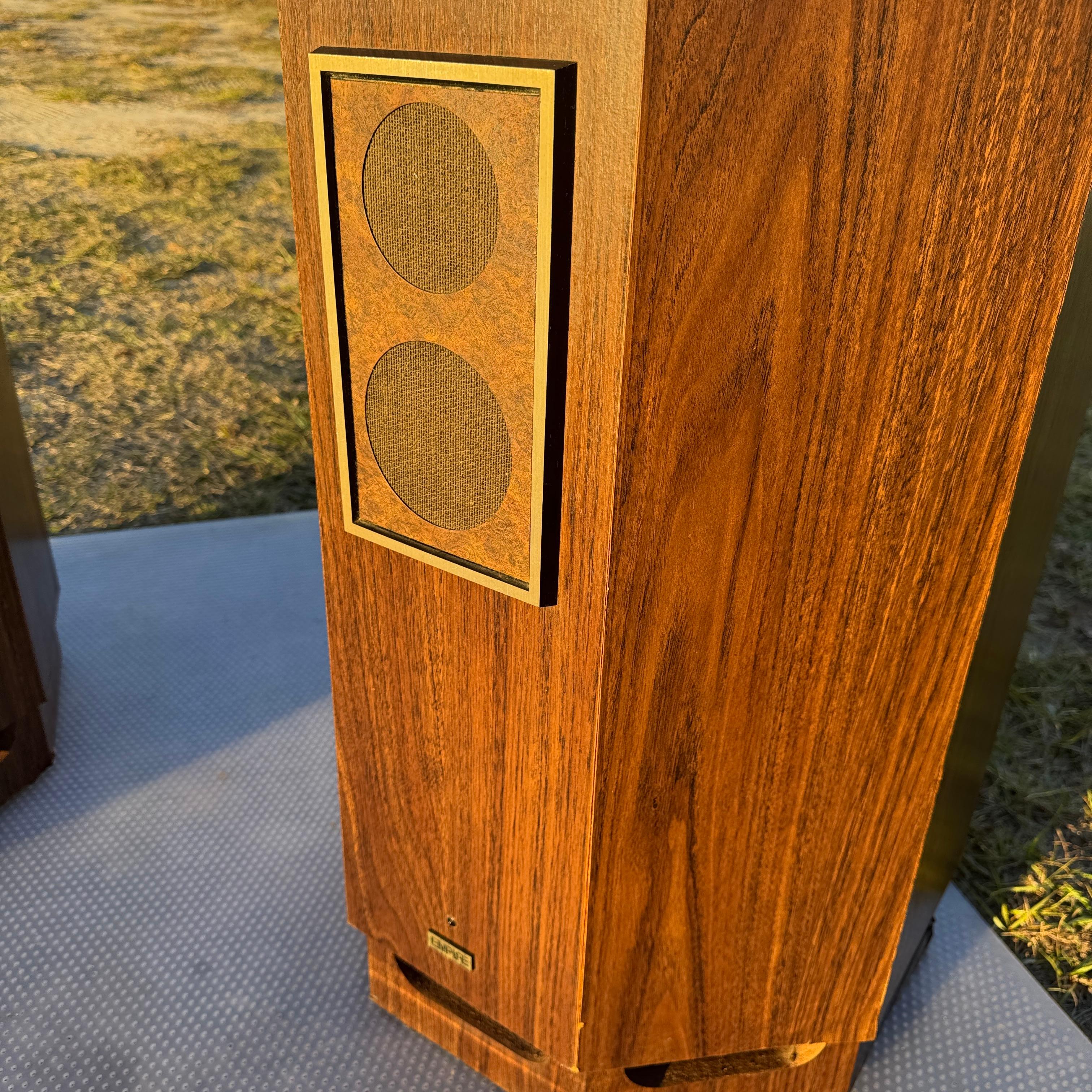 Laminated Pair of 1960s Walnut Laminate and Marble Columnar End Table Speakers For Sale