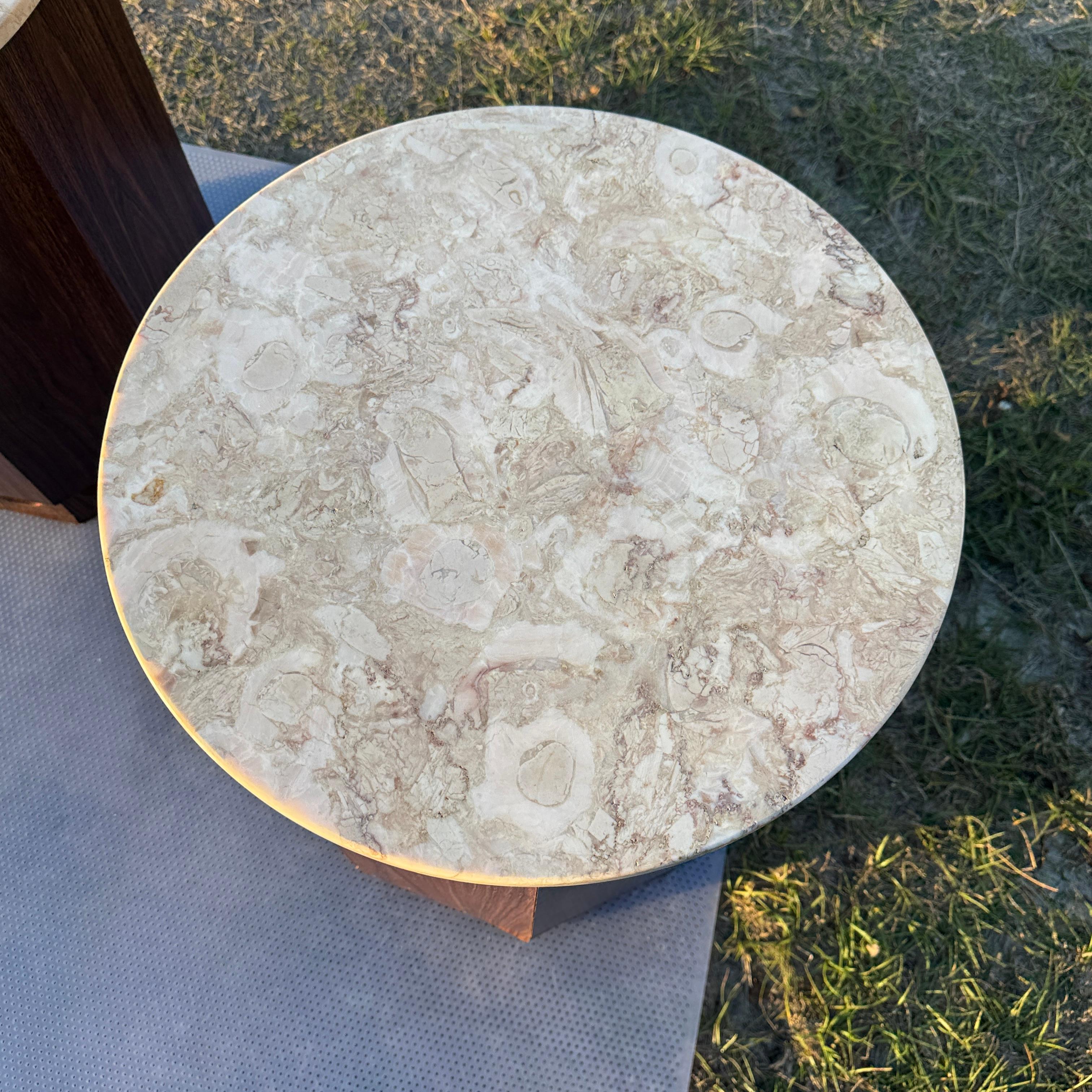 Mid-20th Century Pair of 1960s Walnut Laminate and Marble Columnar End Table Speakers For Sale