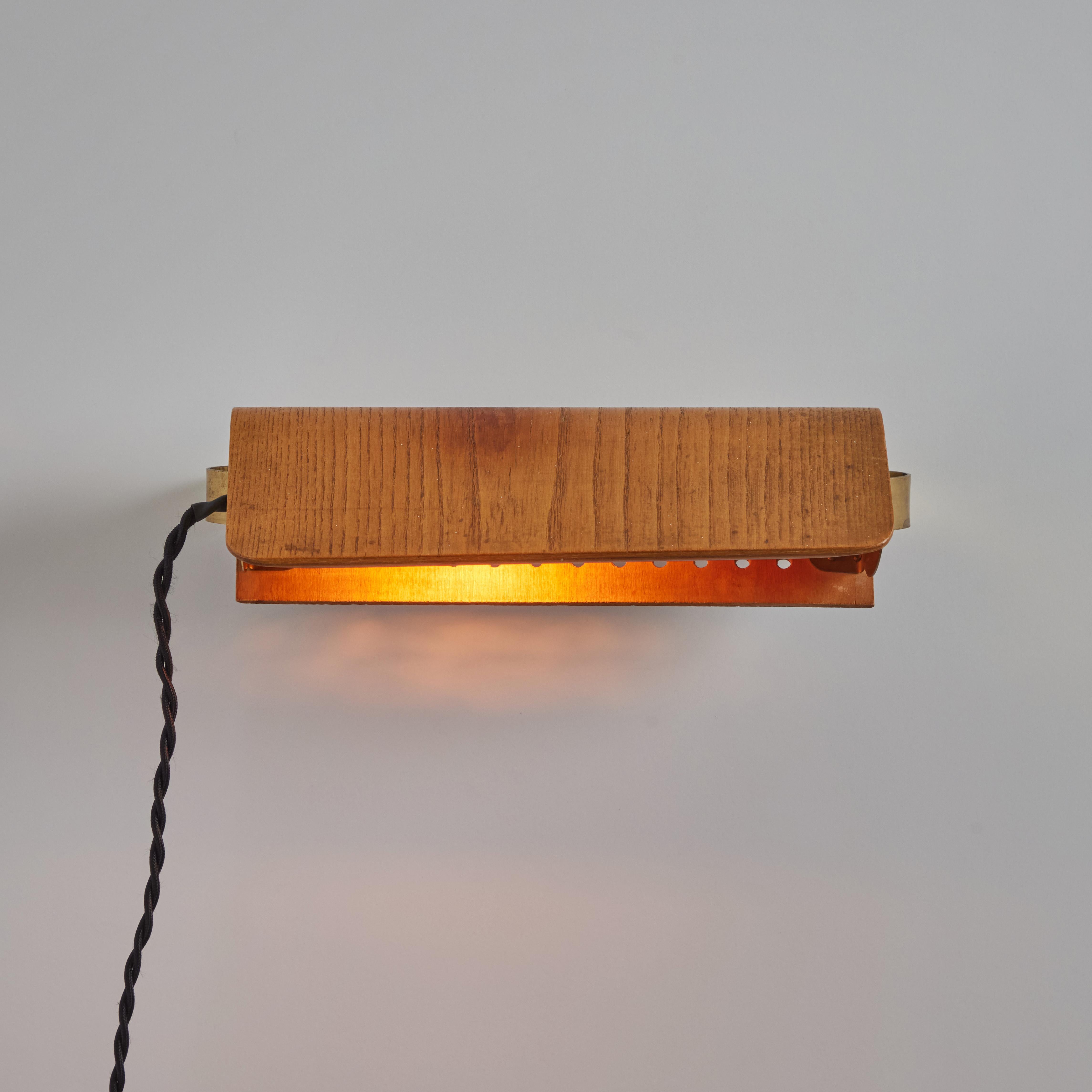 Mid-20th Century Pair of 1960s Wood & Brass Wall Lamps Attributed to Hans-Agne Jakobsson For Sale