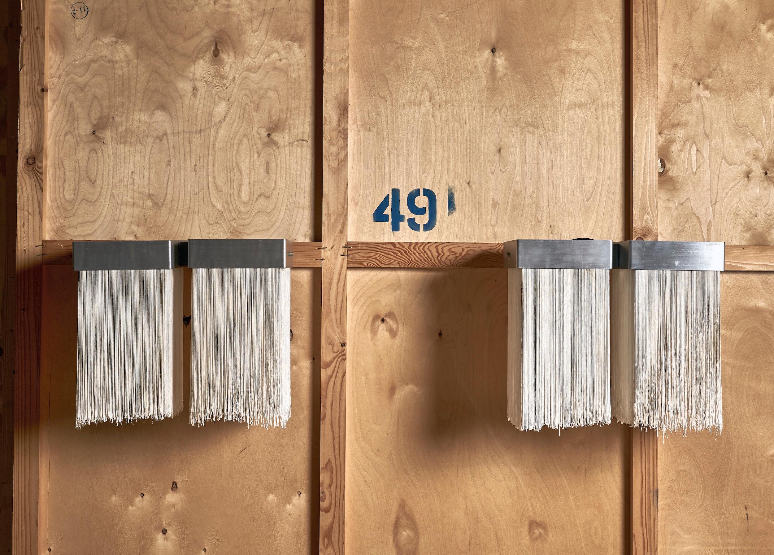 Post-Modern Pair of 1964 Massimo Vignelli 259/2 Wall Sconces by Arteluce For Sale