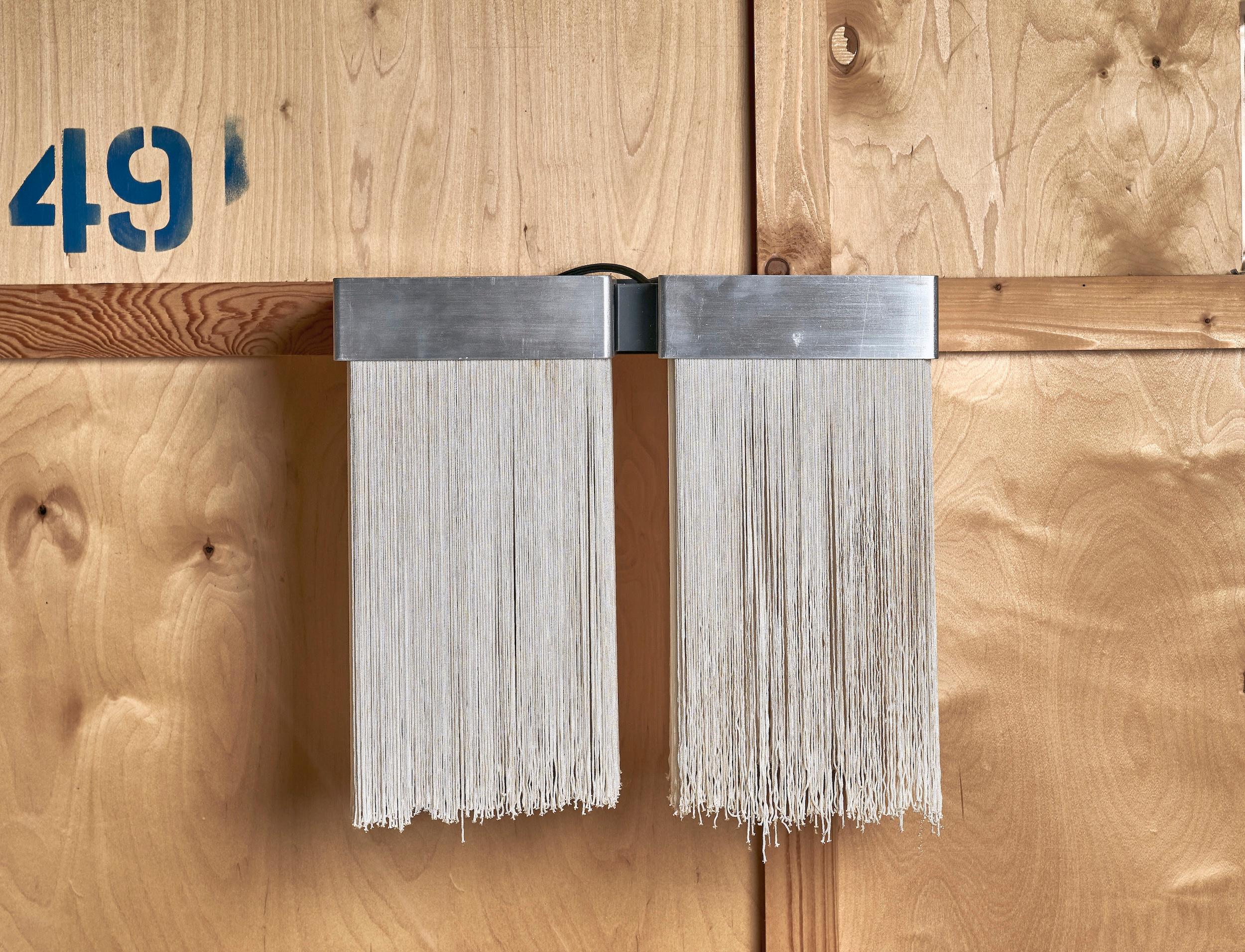 Pair of 1964 Massimo Vignelli 259/2 Wall Sconces by Arteluce In Fair Condition For Sale In TOURS, FR