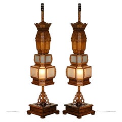 PAIR OF 196CM TALL DRAGON FLOOR STANDING ORNAELTY CARVED CHINESE PAGODA LAMPs