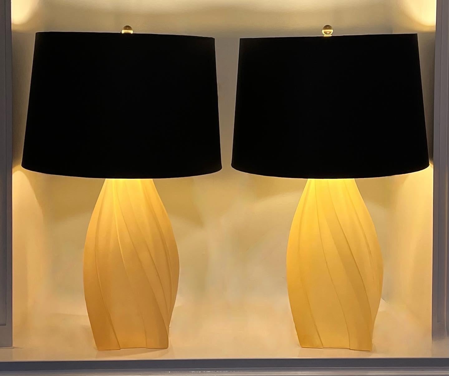 Mid-Century Modern Pair of 1970 Gucci Lamps with Silk Shades Signed by Paolo Gucci