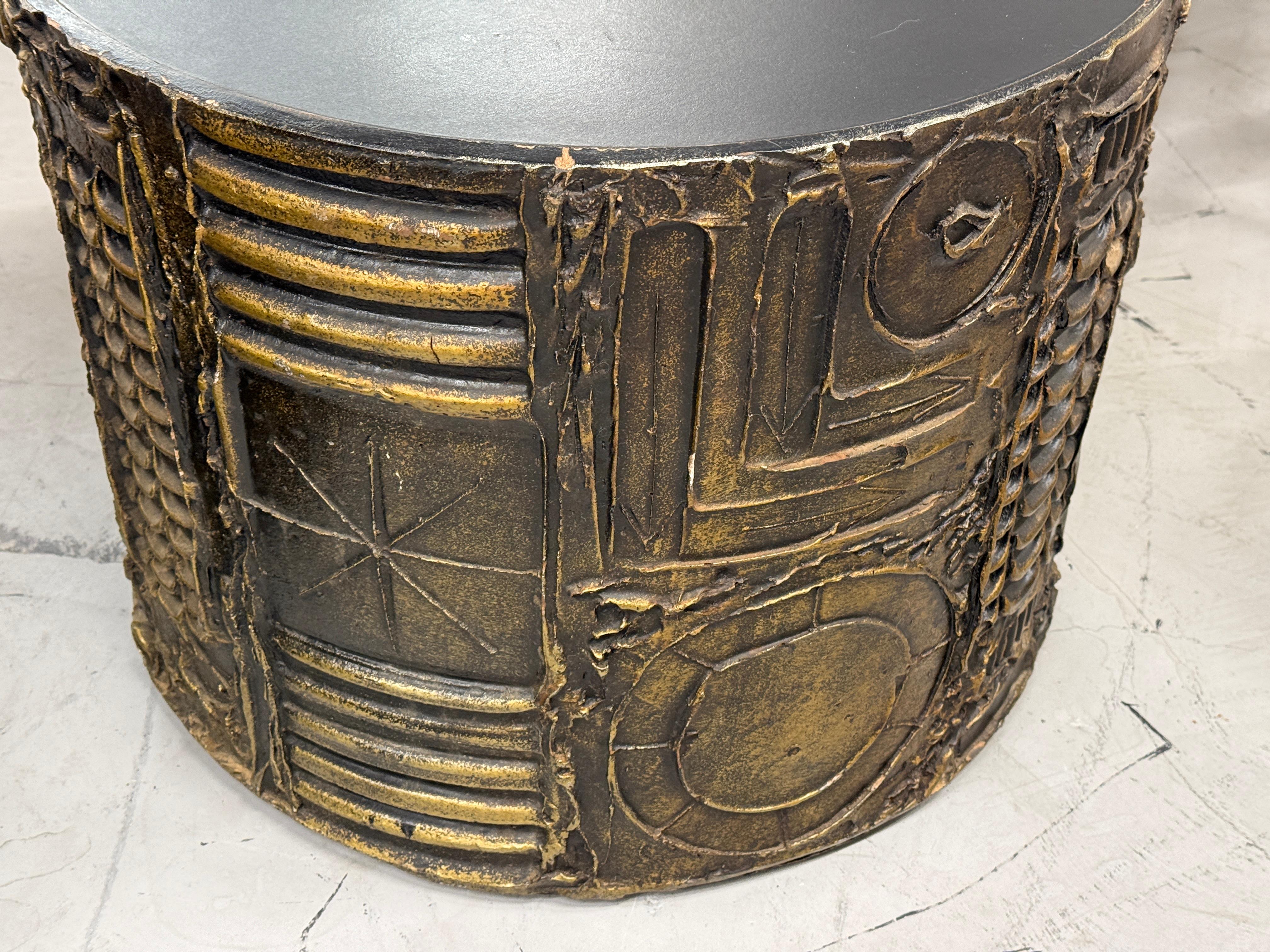 Fine XX secolo Coppia di tavoli da batteria brutalisti di Adrian Pearsall degli anni '70 in vendita