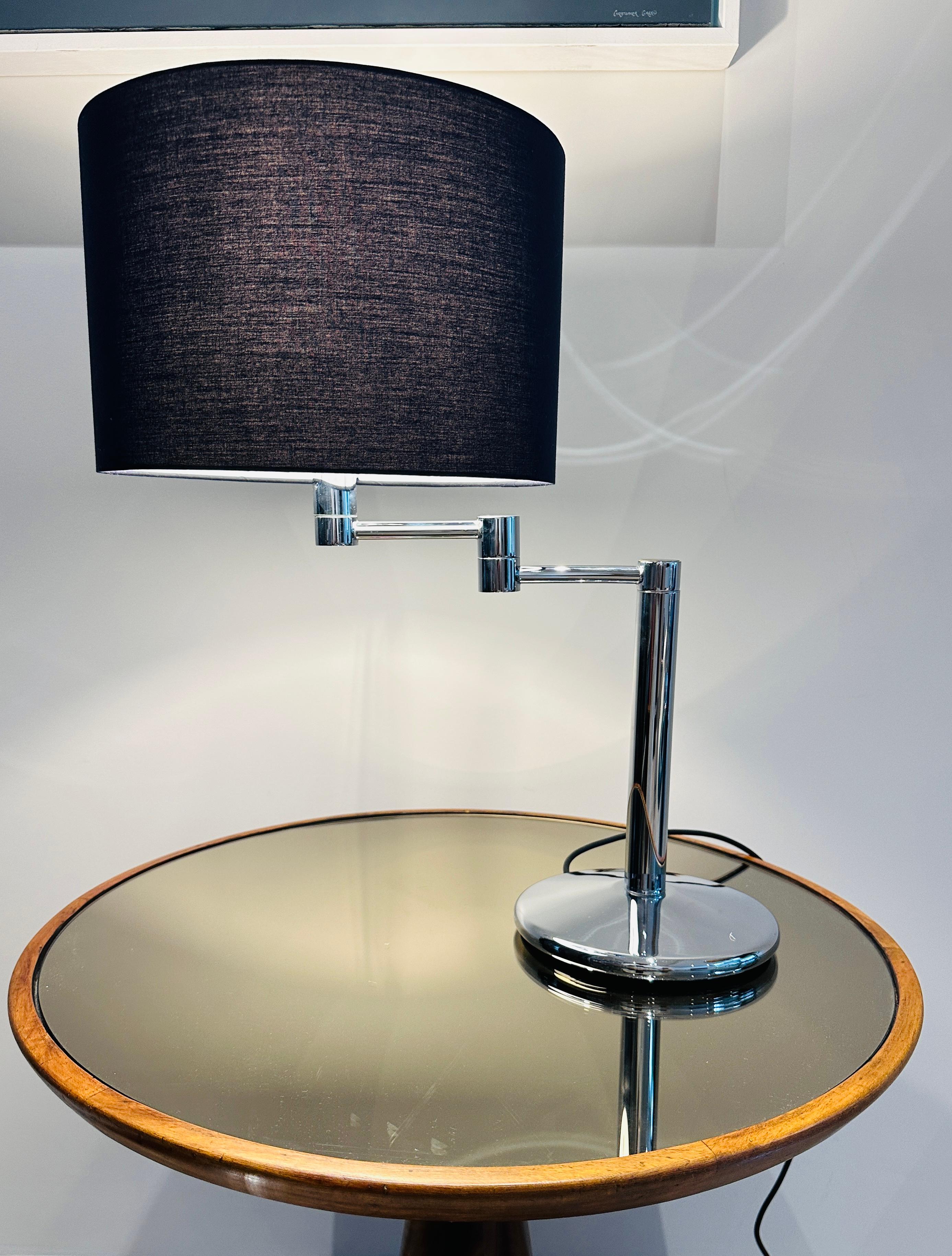 Pair of 1970s American Walter Von Nessen Style Swing Arm Chrome Table Lamps For Sale 2