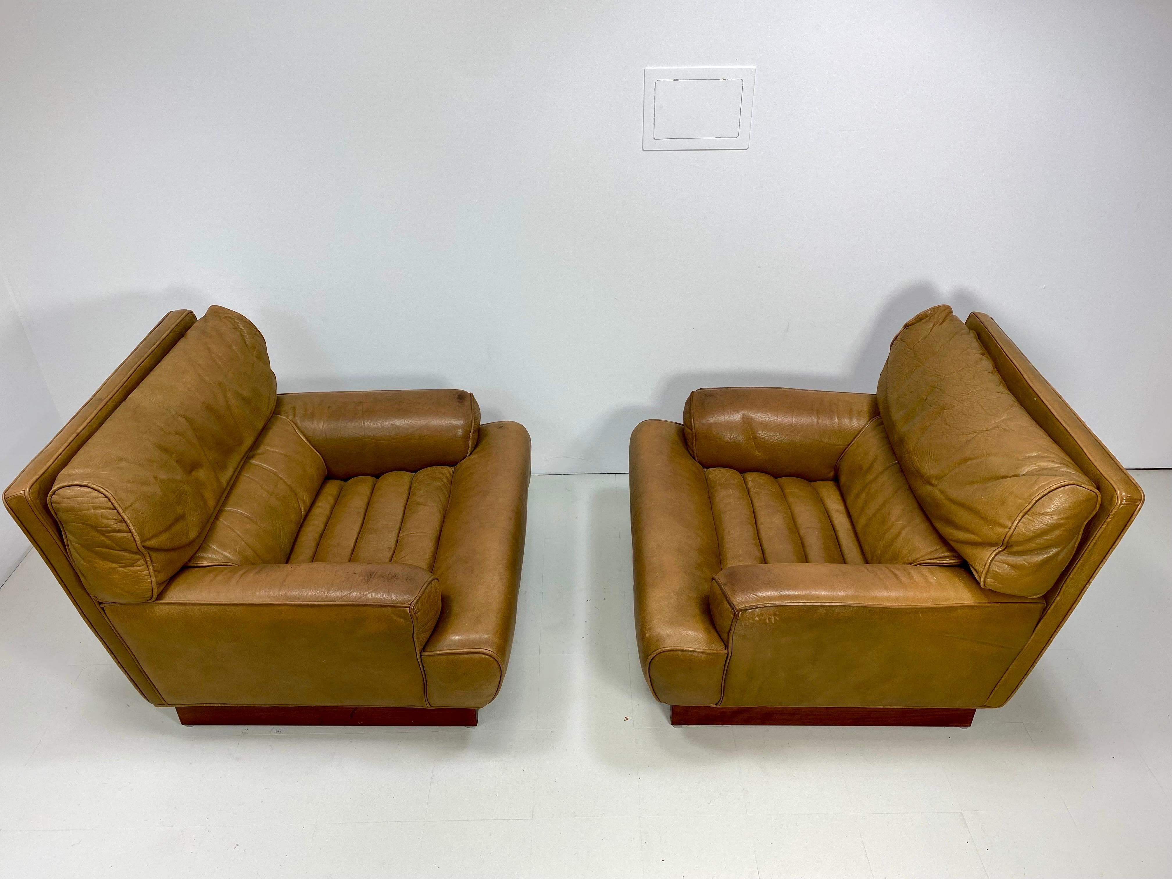 Swedish Pair of 1970s Arne Norell Leather Lounge Chairs For Sale