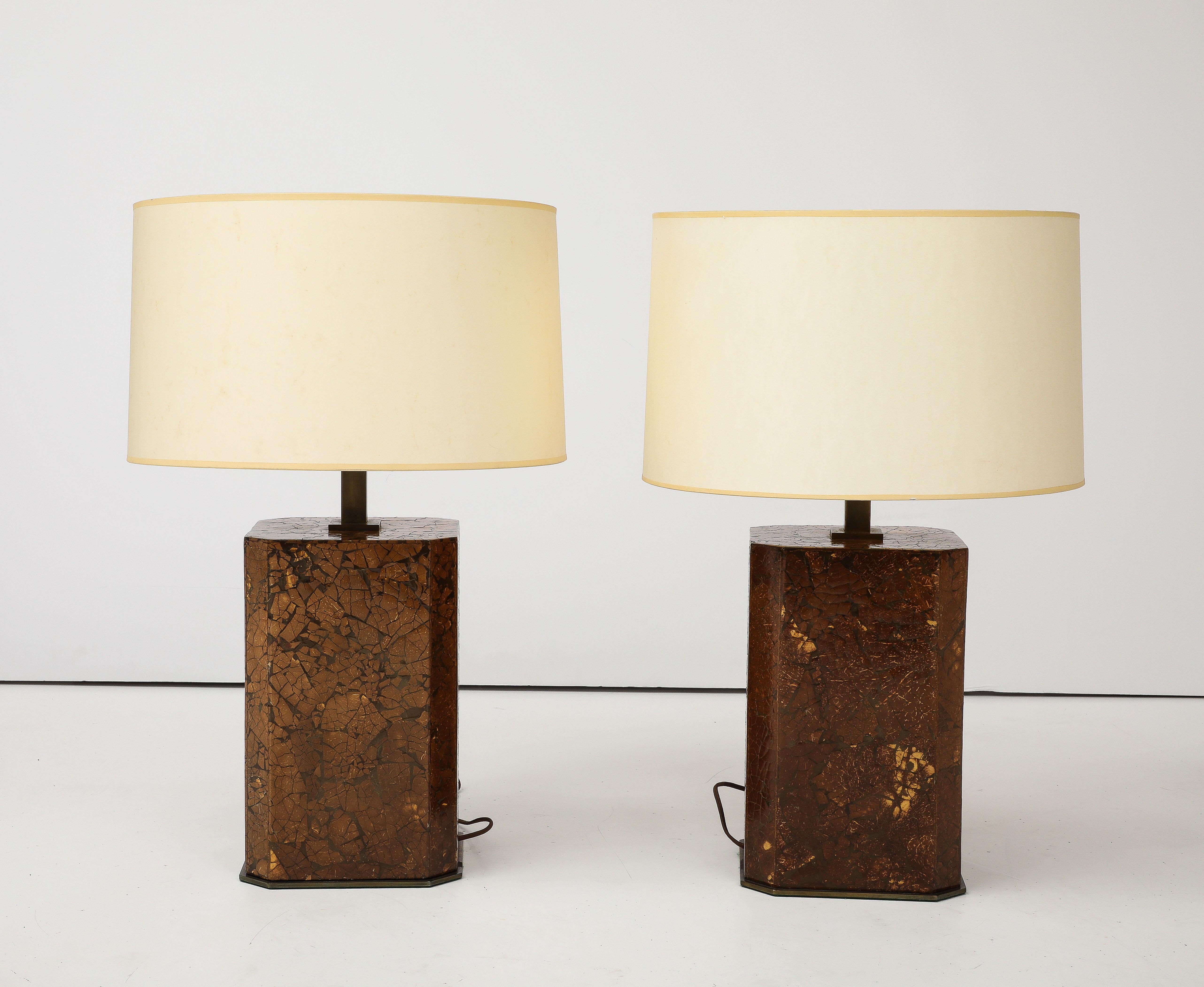 Coppia di lampade con guscio di cocco degli anni '70, splendidamente realizzate. in vendita 4