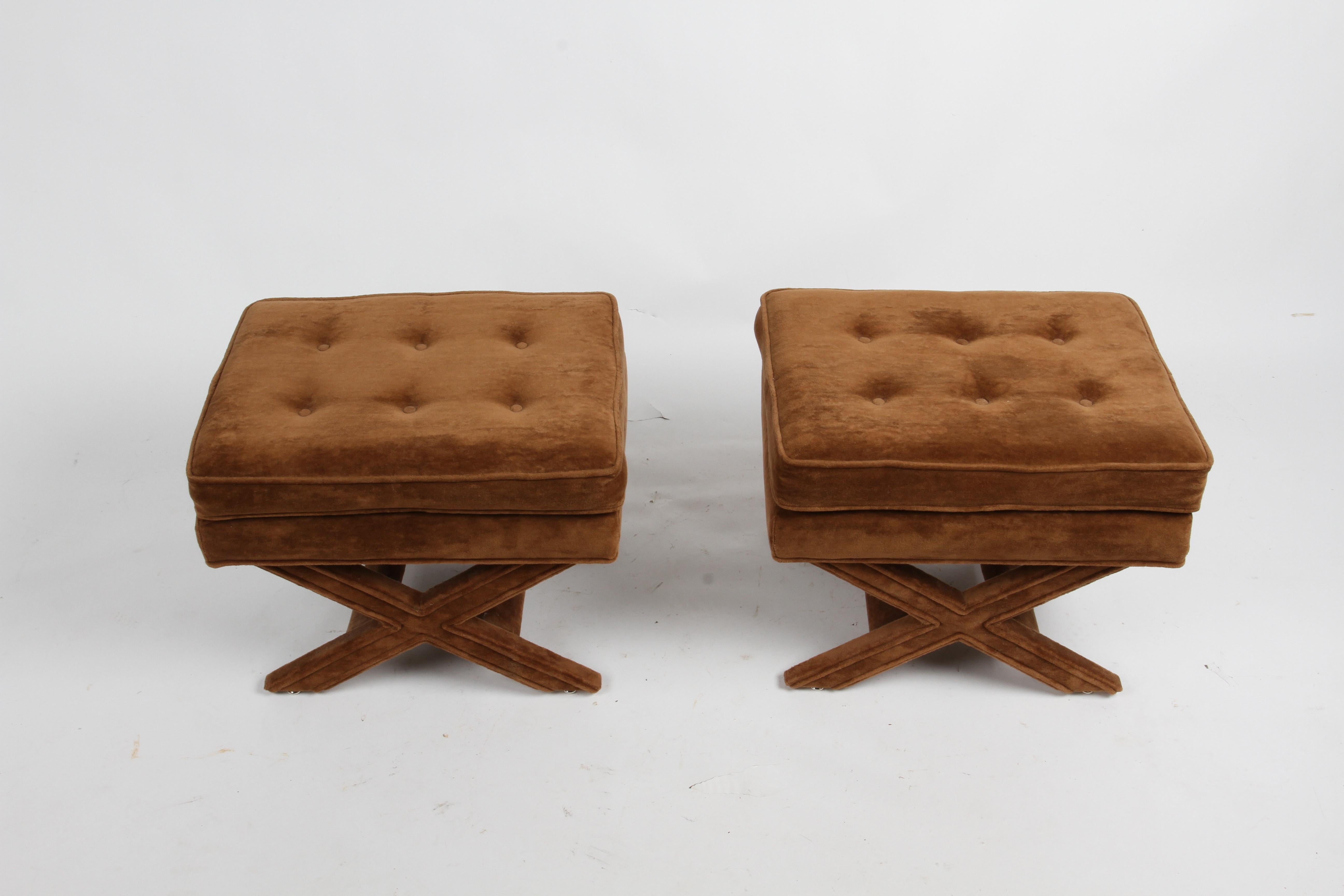 Pair of 1970s Billy Baldwin Style Brown Velvet Upholstered x Stools or Ottomans In Good Condition For Sale In St. Louis, MO