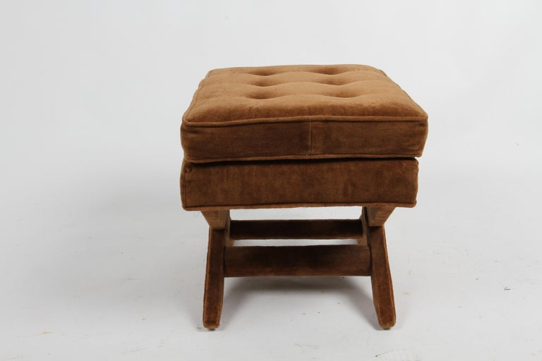 Pair of 1970s Billy Baldwin Style Brown Velvet Upholstered x Stools or Ottomans For Sale 3