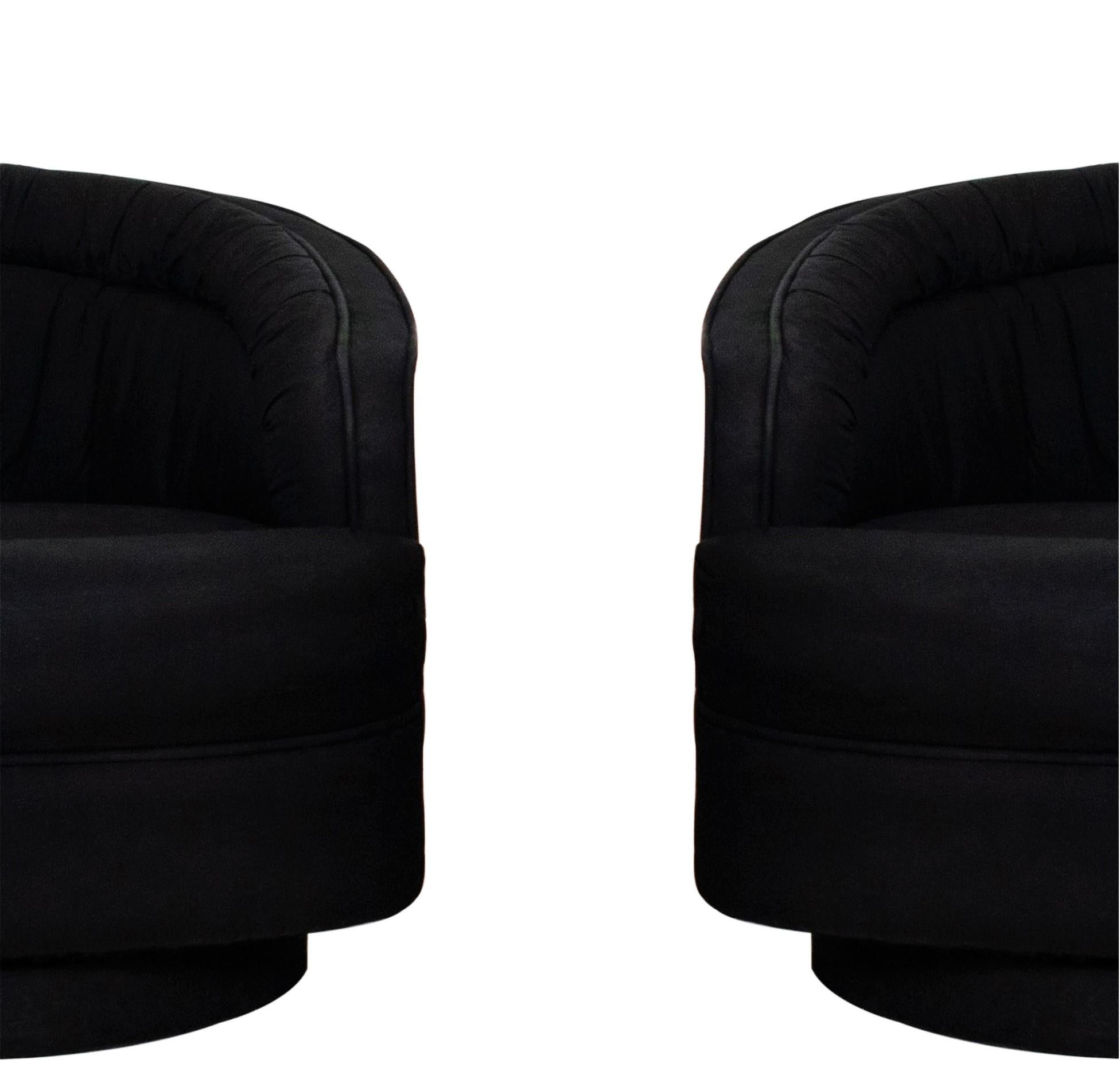 Mid-Century Modern Pair of 1970's Black Swivel Chairs in the Style of Milo Baughman For Sale