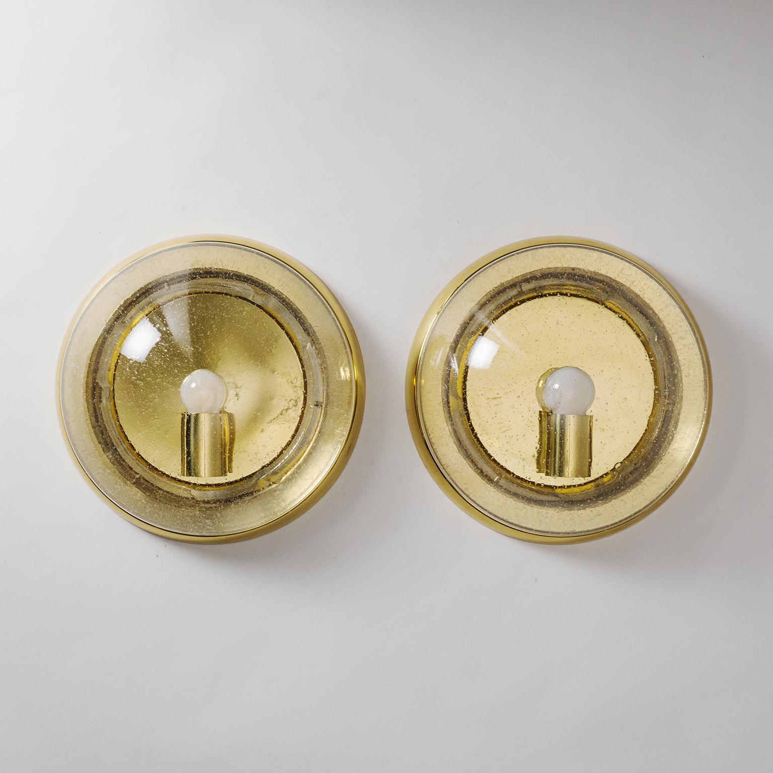 Hollywood Regency Pair of 1970s Brass and Bubble Glass Wall Lights by Hillebrand