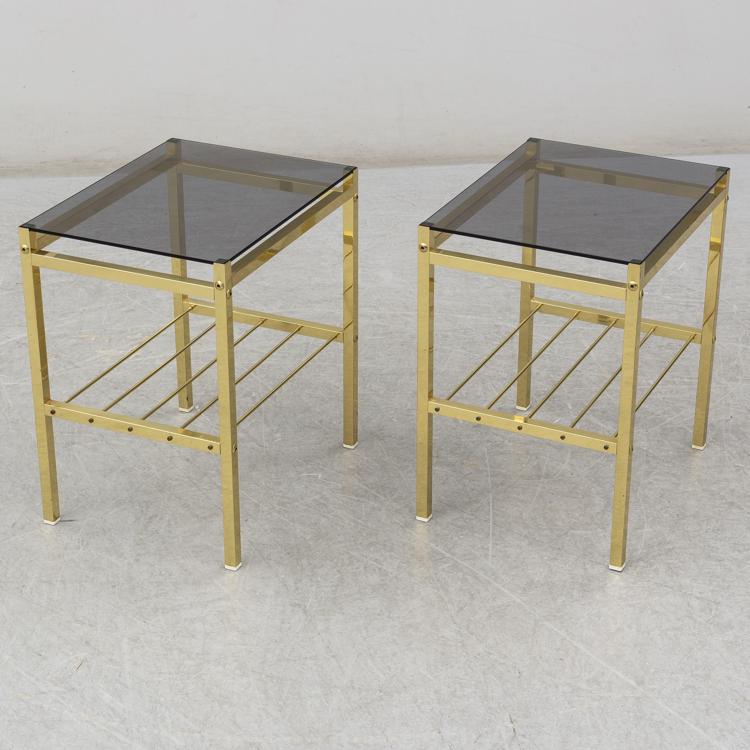 Mid-Century Modern Pair of 1970s Brass and Smoked Glass Side Tables For Sale