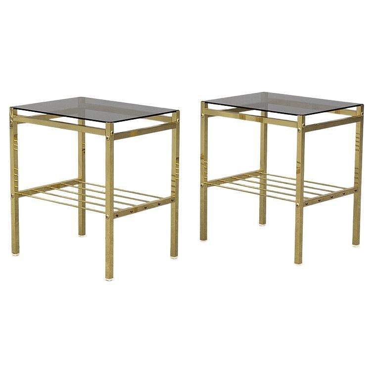Paar Beistelltische aus Messing und Rauchglas aus den 1970er Jahren