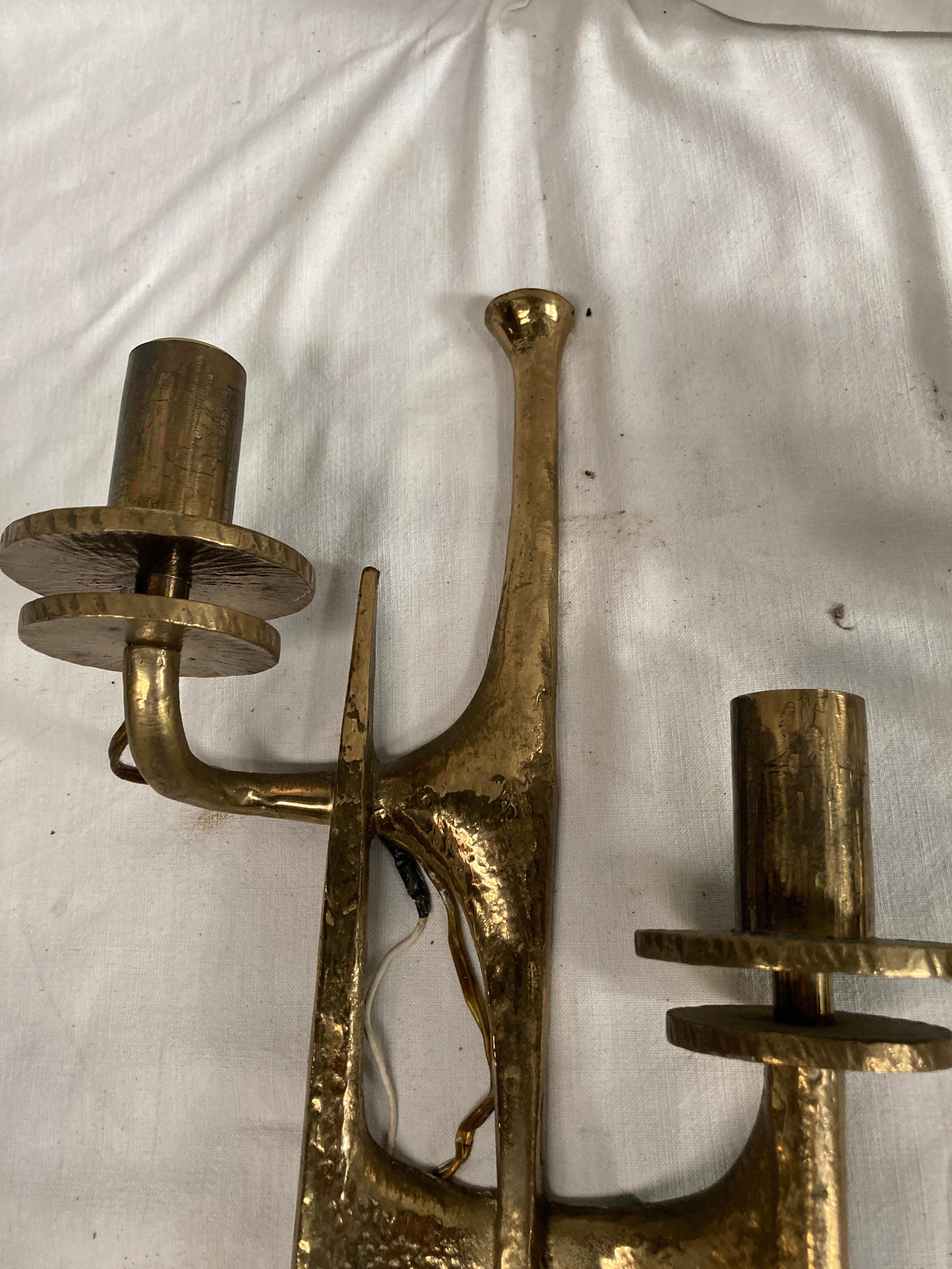 Bronze Pair of 1970's Brutalist bronze sconces For Sale