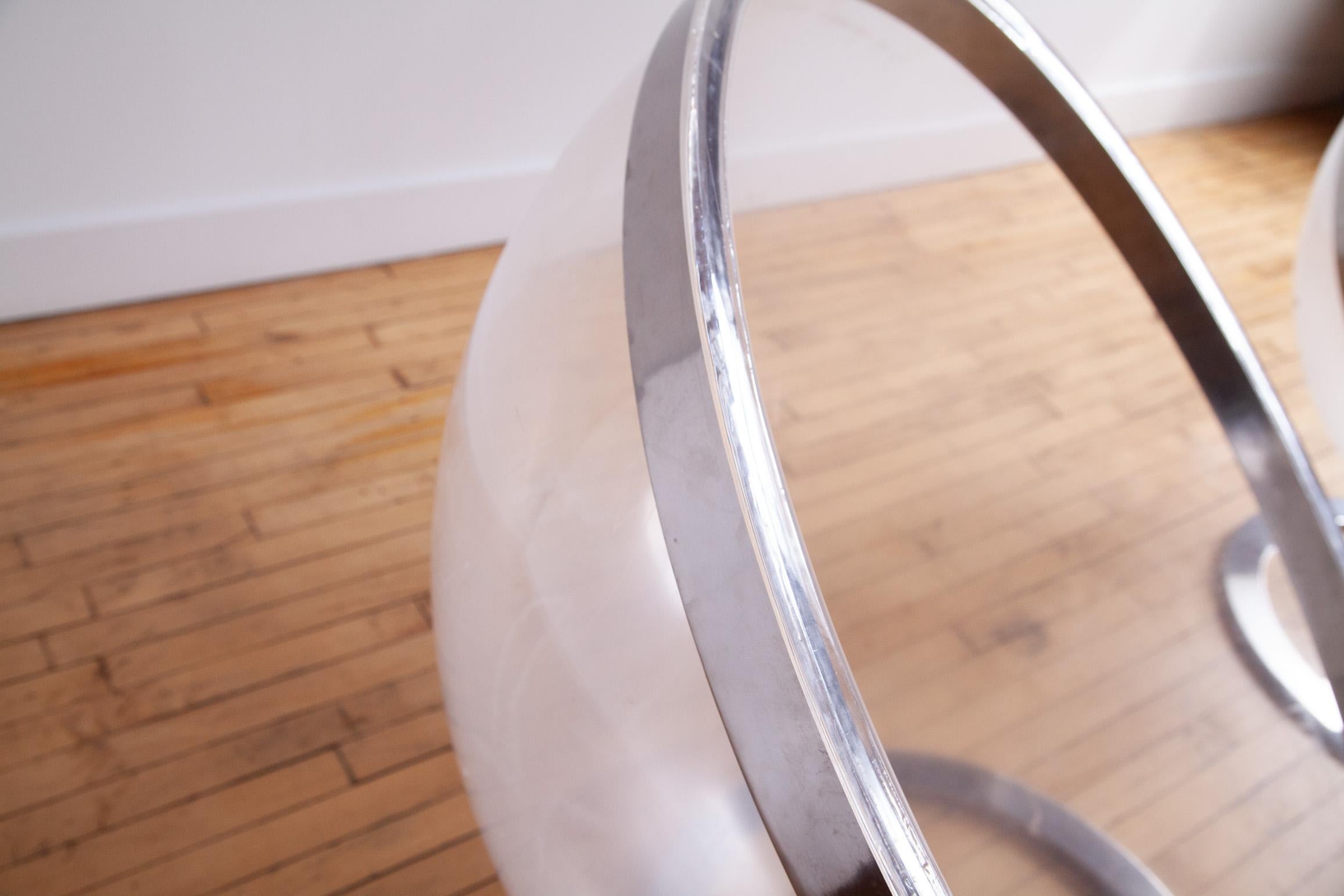 Paire de chaises bulle des années 1970 à la manière de Christian Daninos Bon état - En vente à New York, NY