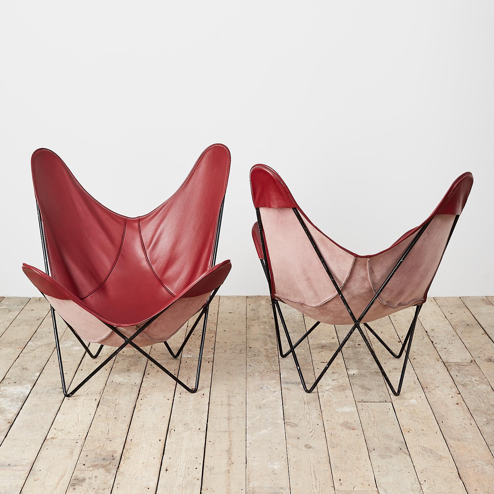 Mid-Century Modern Pair of 1970s Burgundy Leather 'Butterfly' Chairs