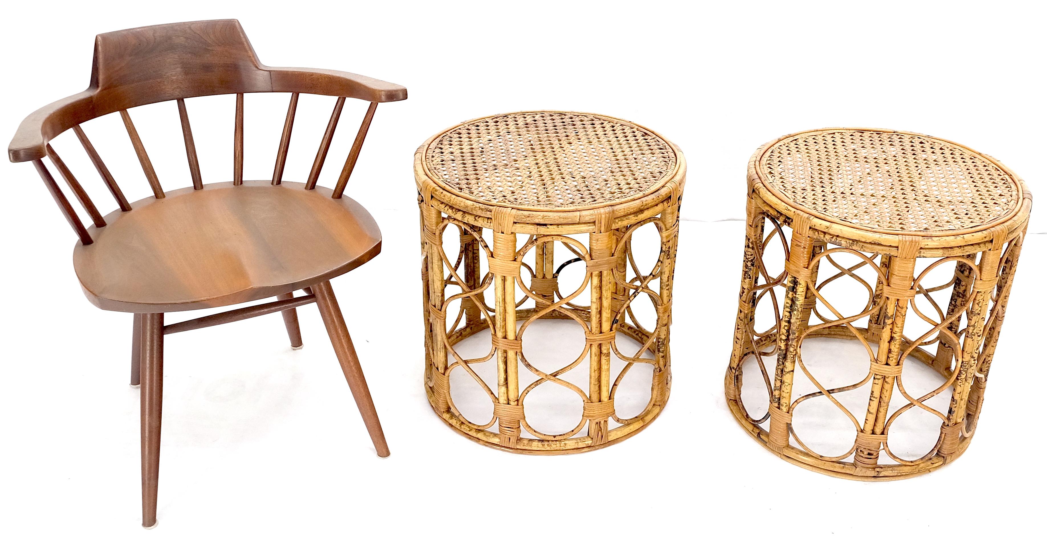 Paar 1970er Jahre verbrannt Bambus Runde Cane Tops Side End Tables Ständer MINT! (20. Jahrhundert) im Angebot