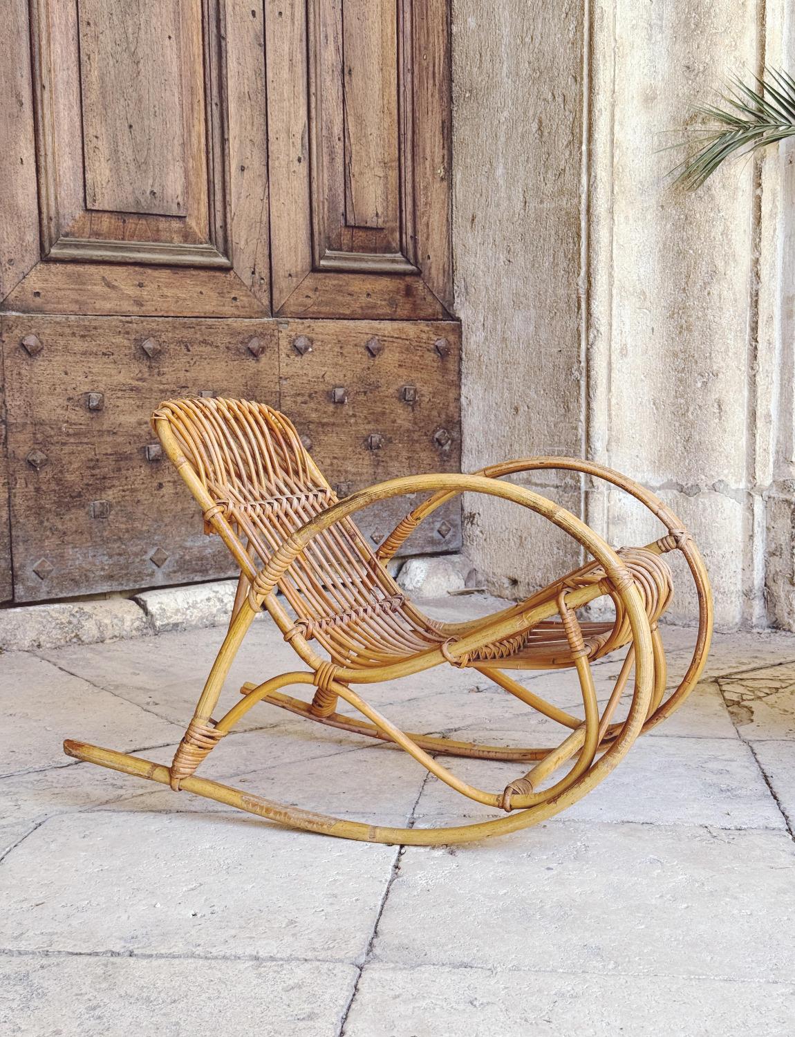 Italian Pair of 1970s Children's Wicker Rocking chairs For Sale