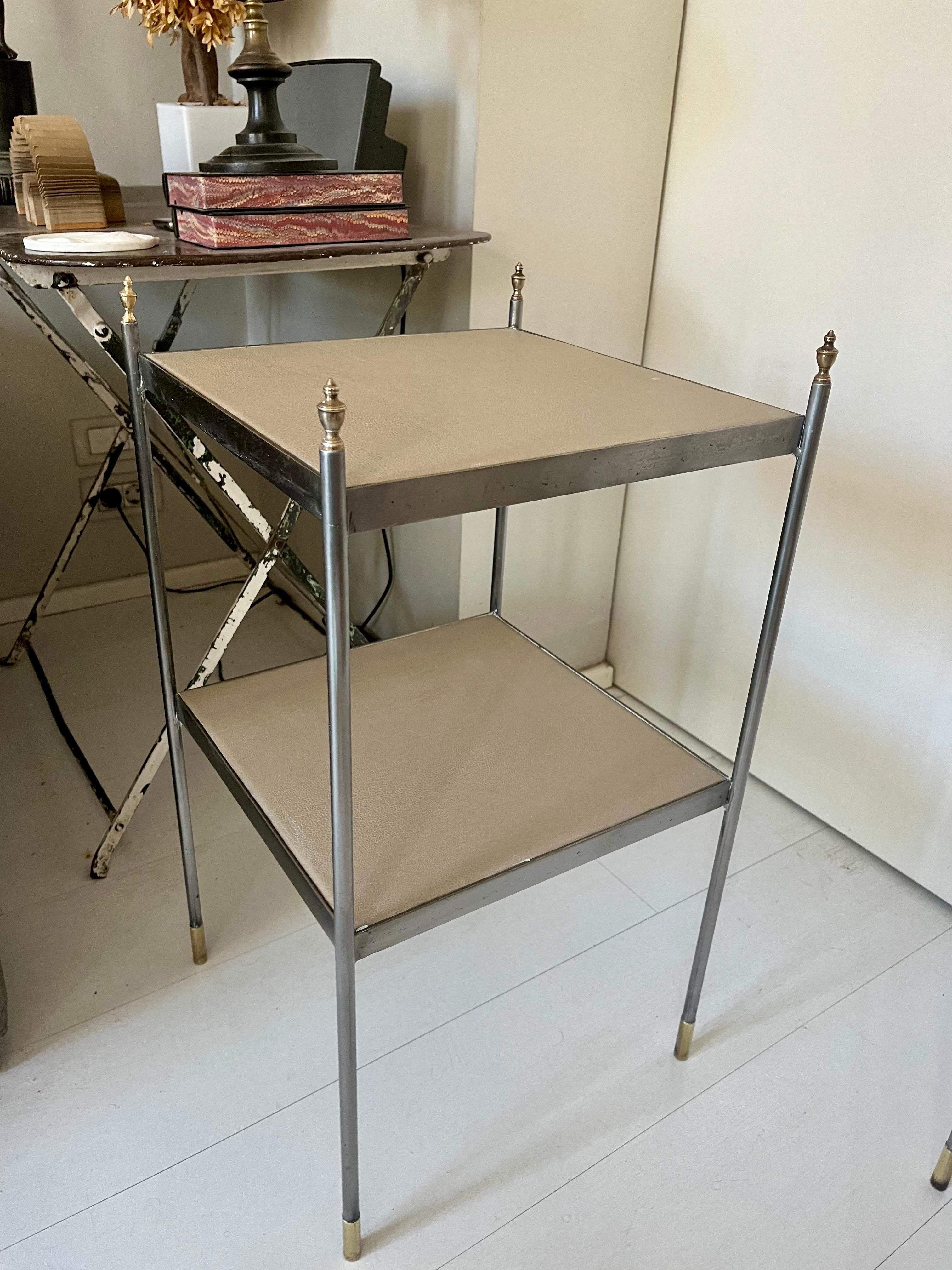 Pair of 1970s Chrome and Brass Leather Jansen Style Side Tables im Angebot 5