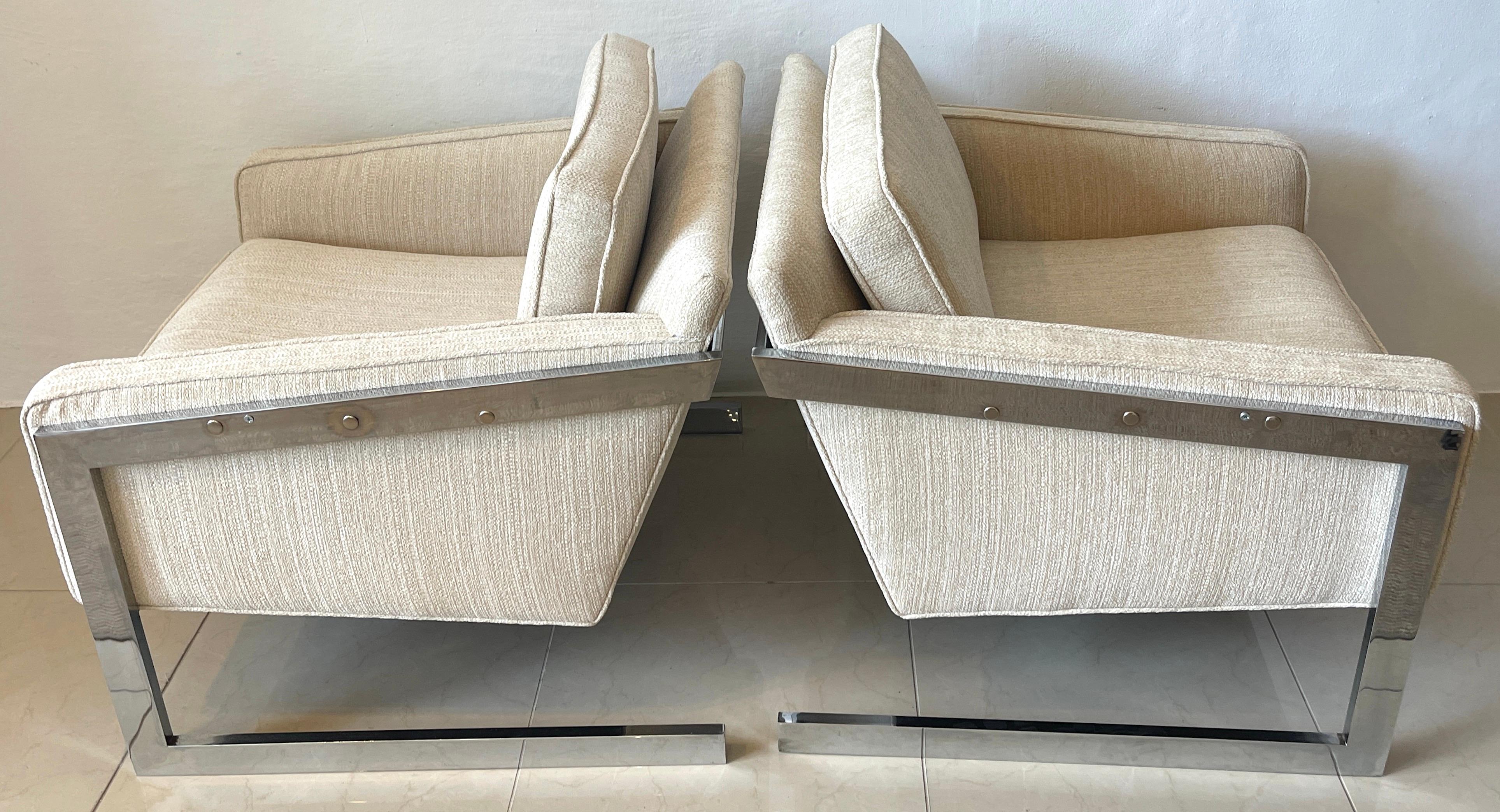 American Pair of 1970s Chrome Cantilever Club Chairs, Newly Upholstered For Sale