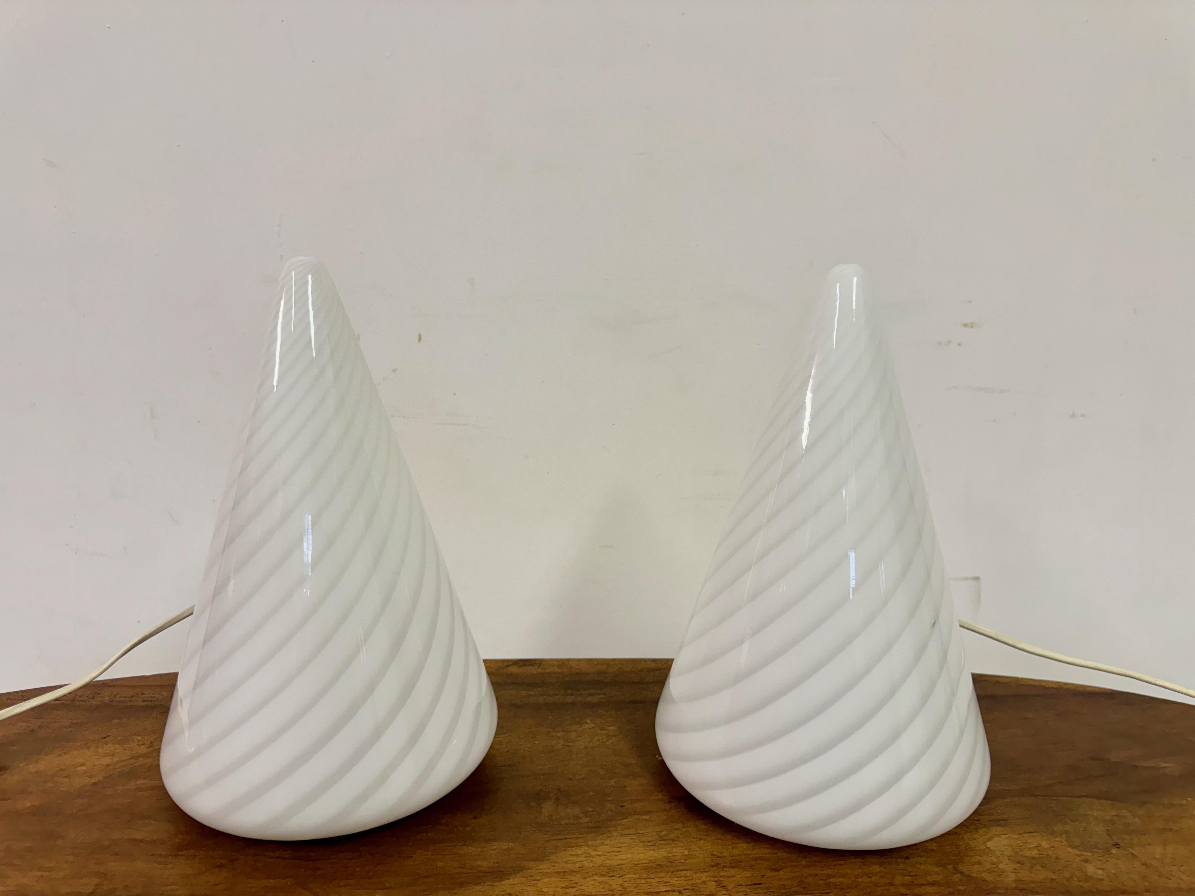 Pair of 1970s Conical Murano Table Lamps For Sale 4