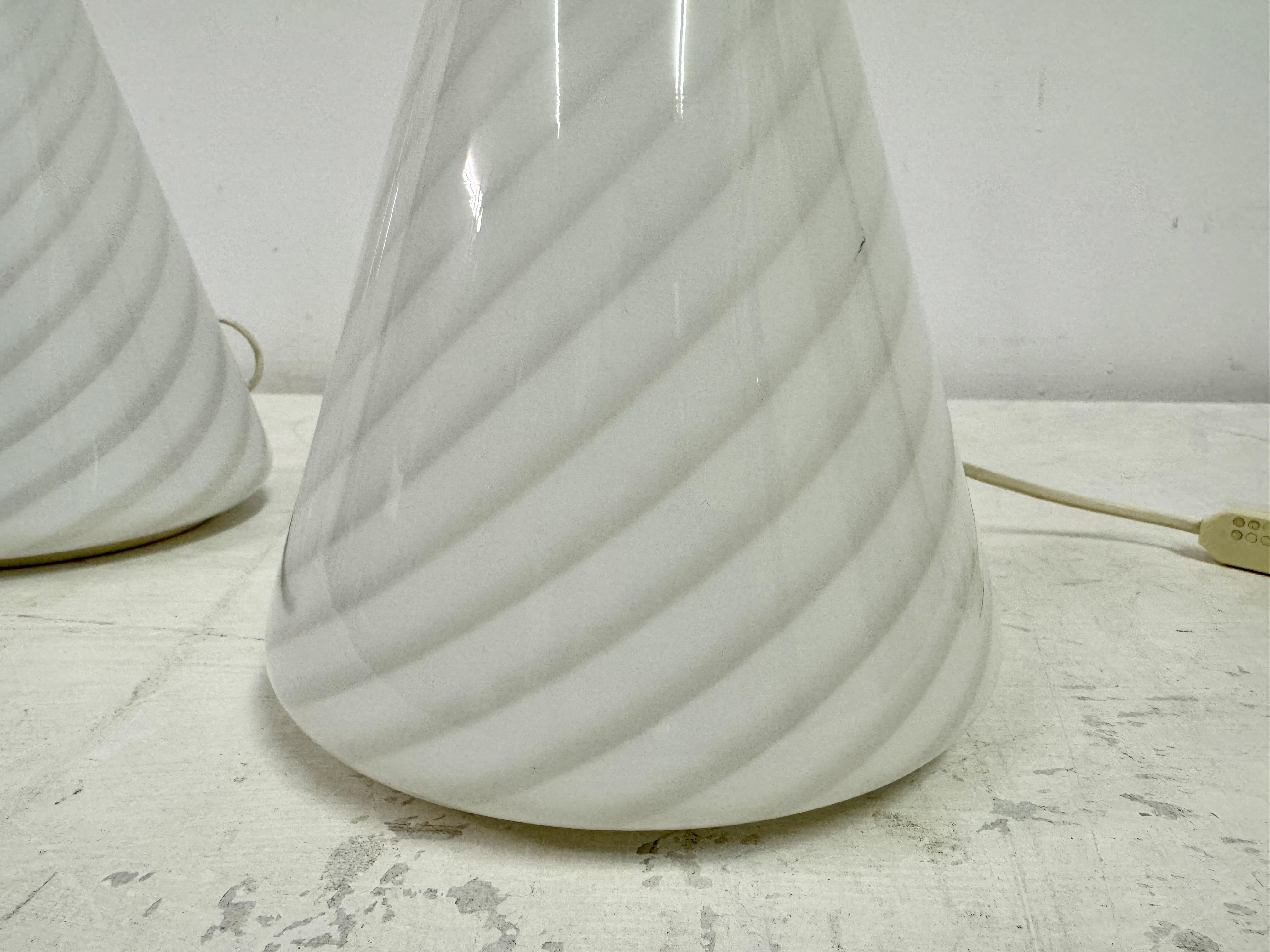 Italian Pair of 1970s Conical Murano Table Lamps For Sale