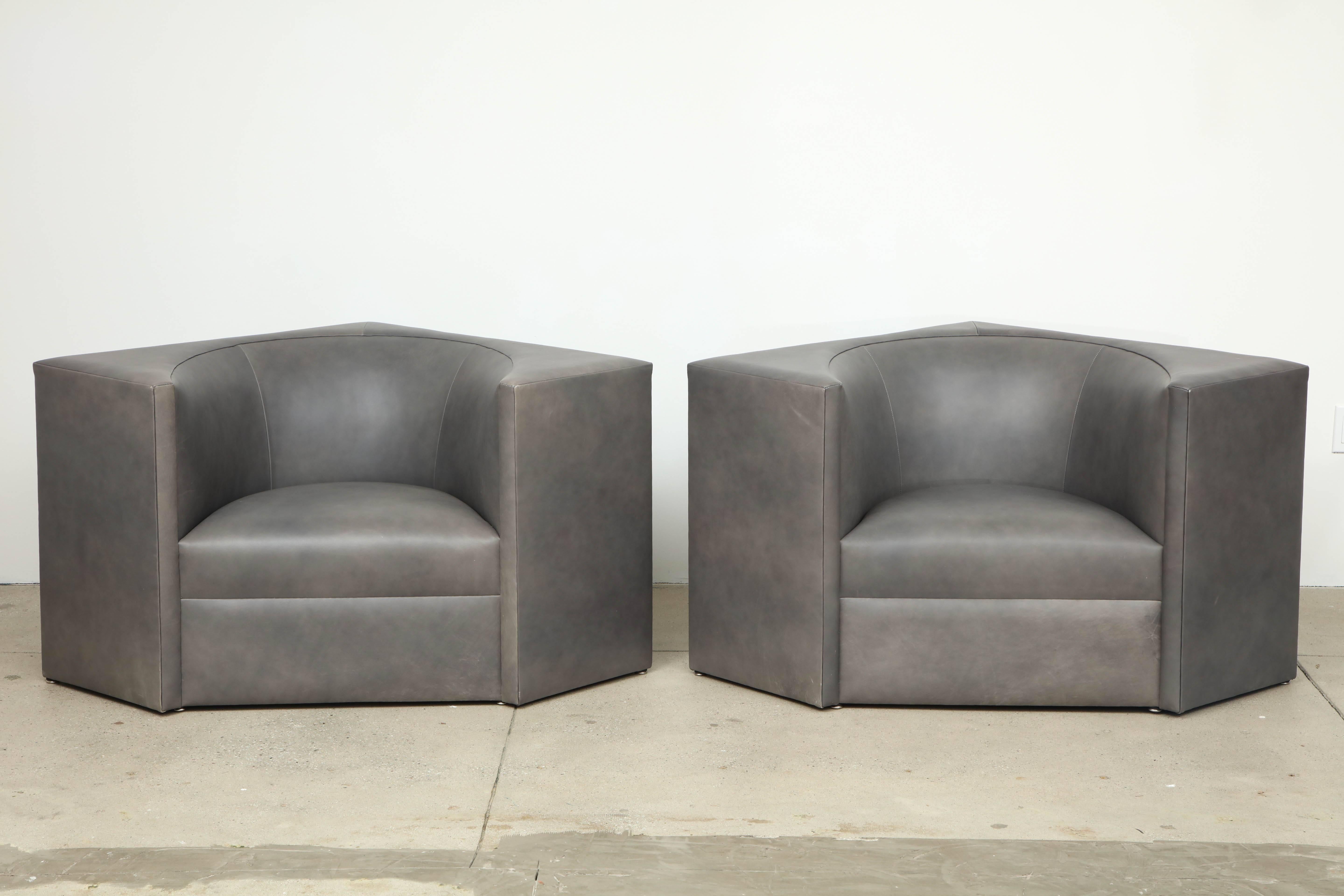 Italian Pair of 1970s Cubic Leather Chairs
