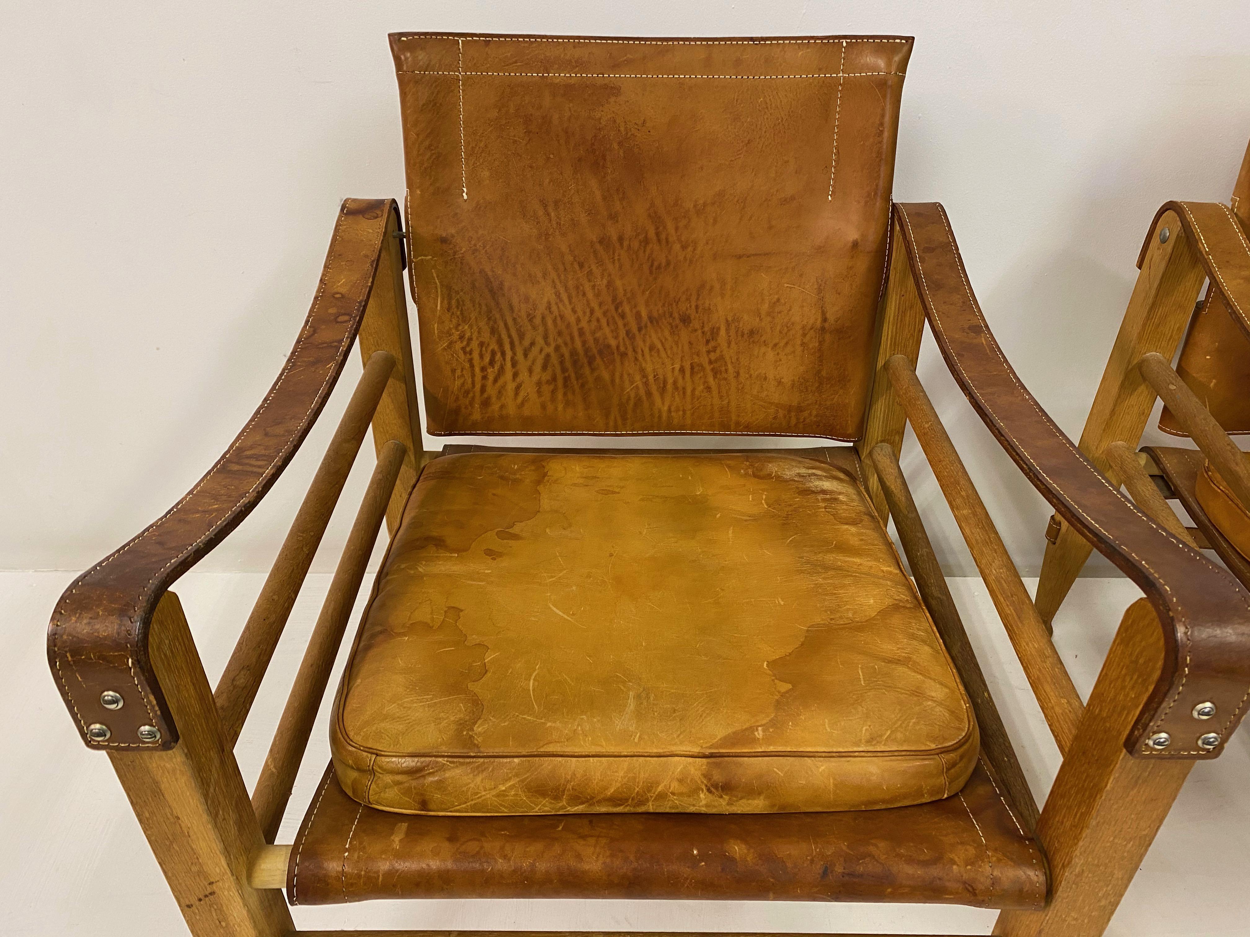 Mid-Century Modern Pair of 1970s Danish Safari Chairs in Oak and Leather