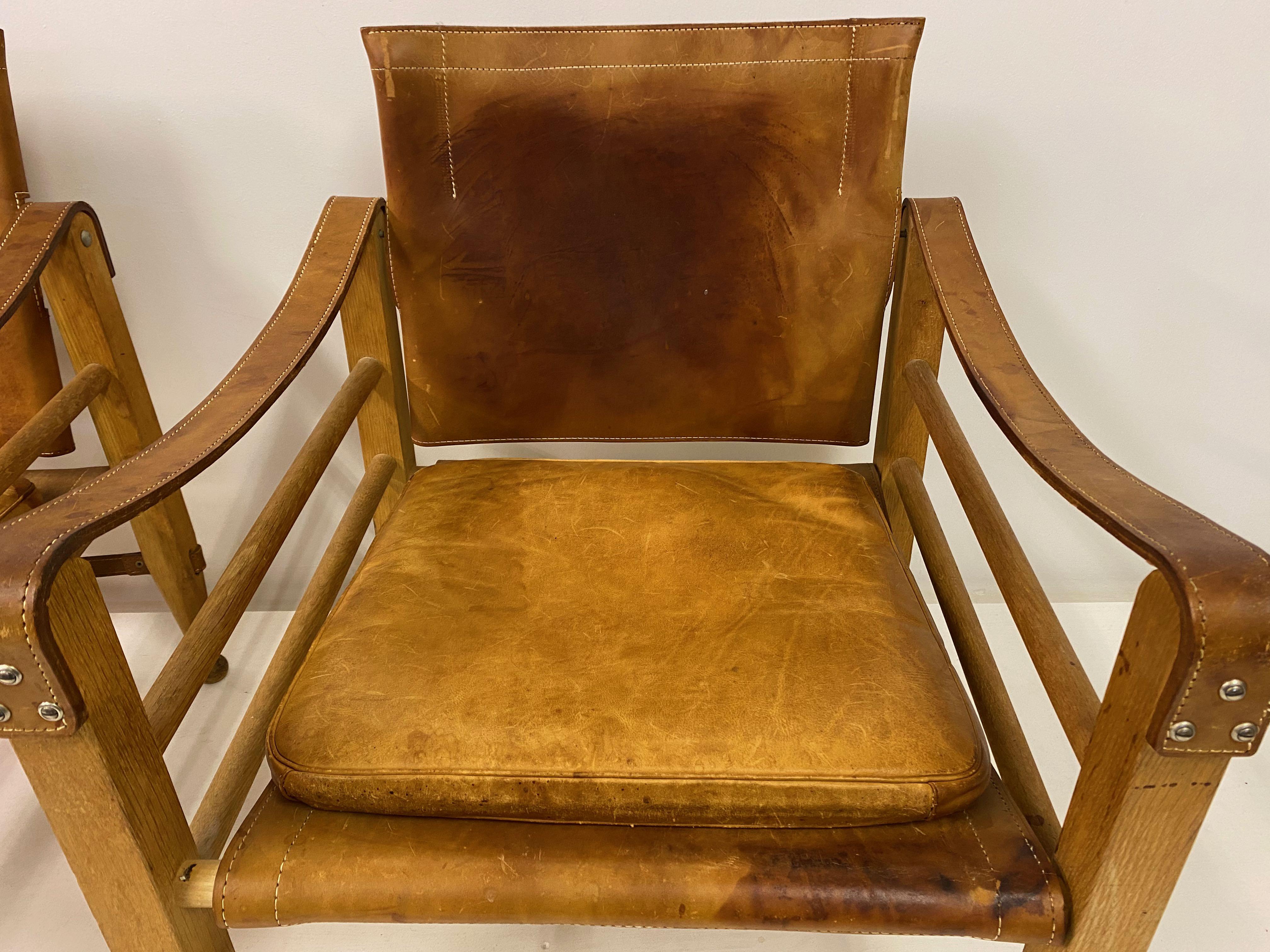 Pair of 1970s Danish Safari Chairs in Oak and Leather In Good Condition In London, London