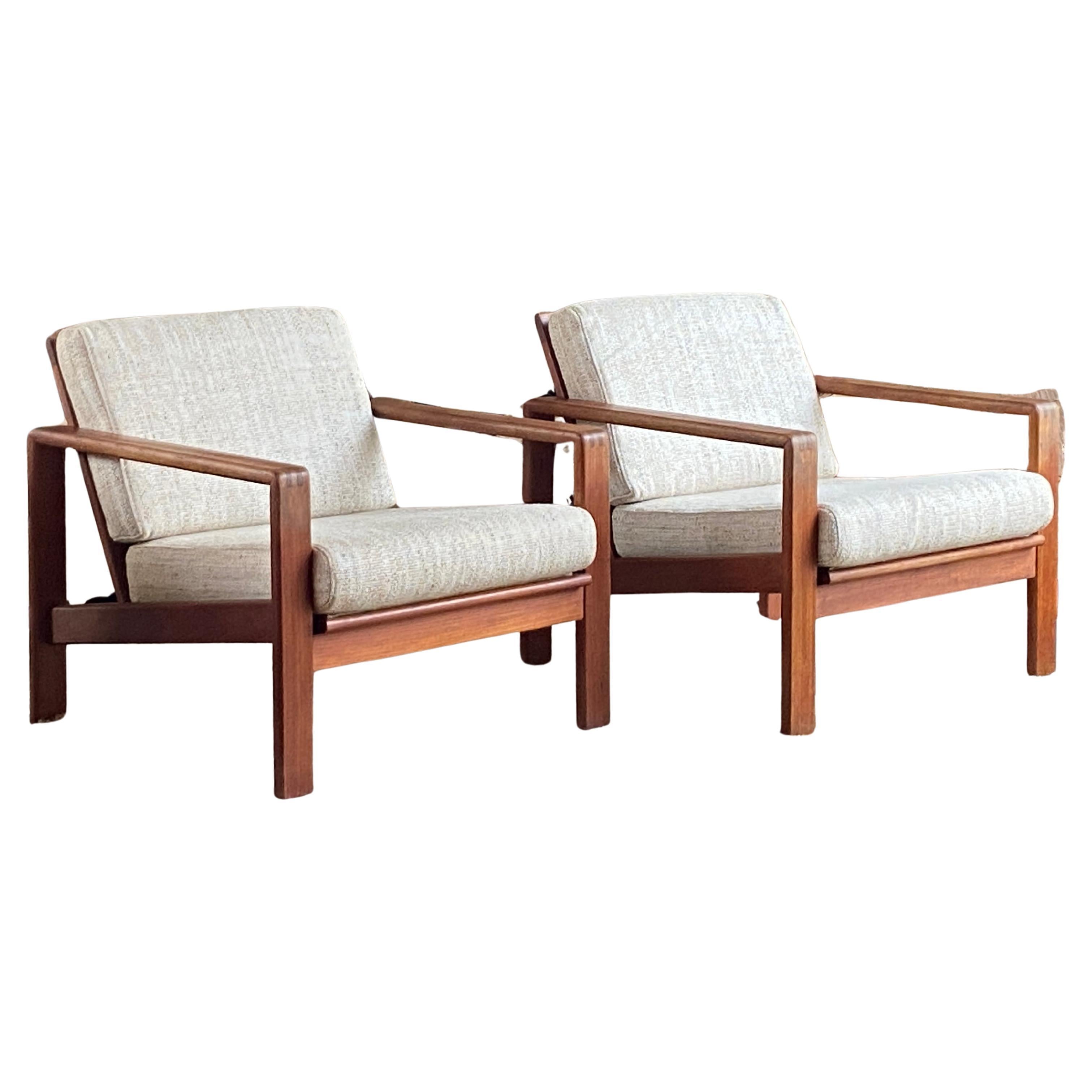 Pair of 1970
s Danish solid teak lounge chairs - new upholstery en venta