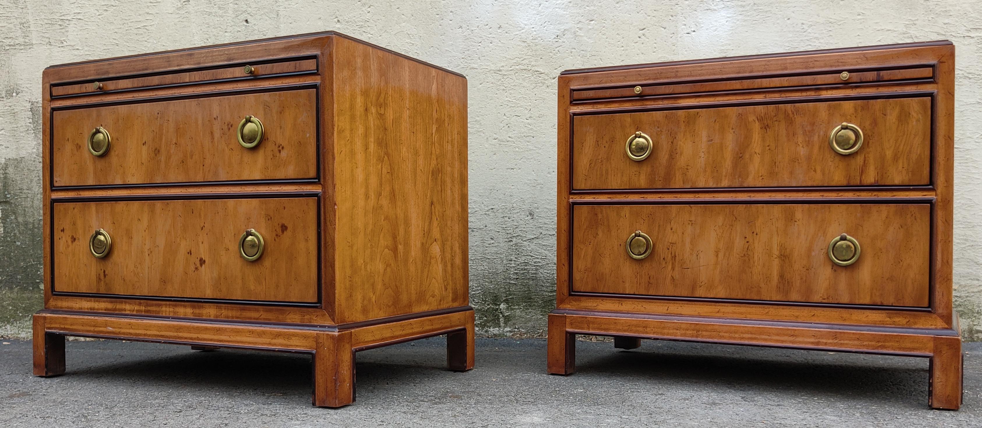 Pair of 1970s Drexel Heritage Hollywood Regency Burlwood & Brass Nightstands In Good Condition For Sale In Philadelphia, PA