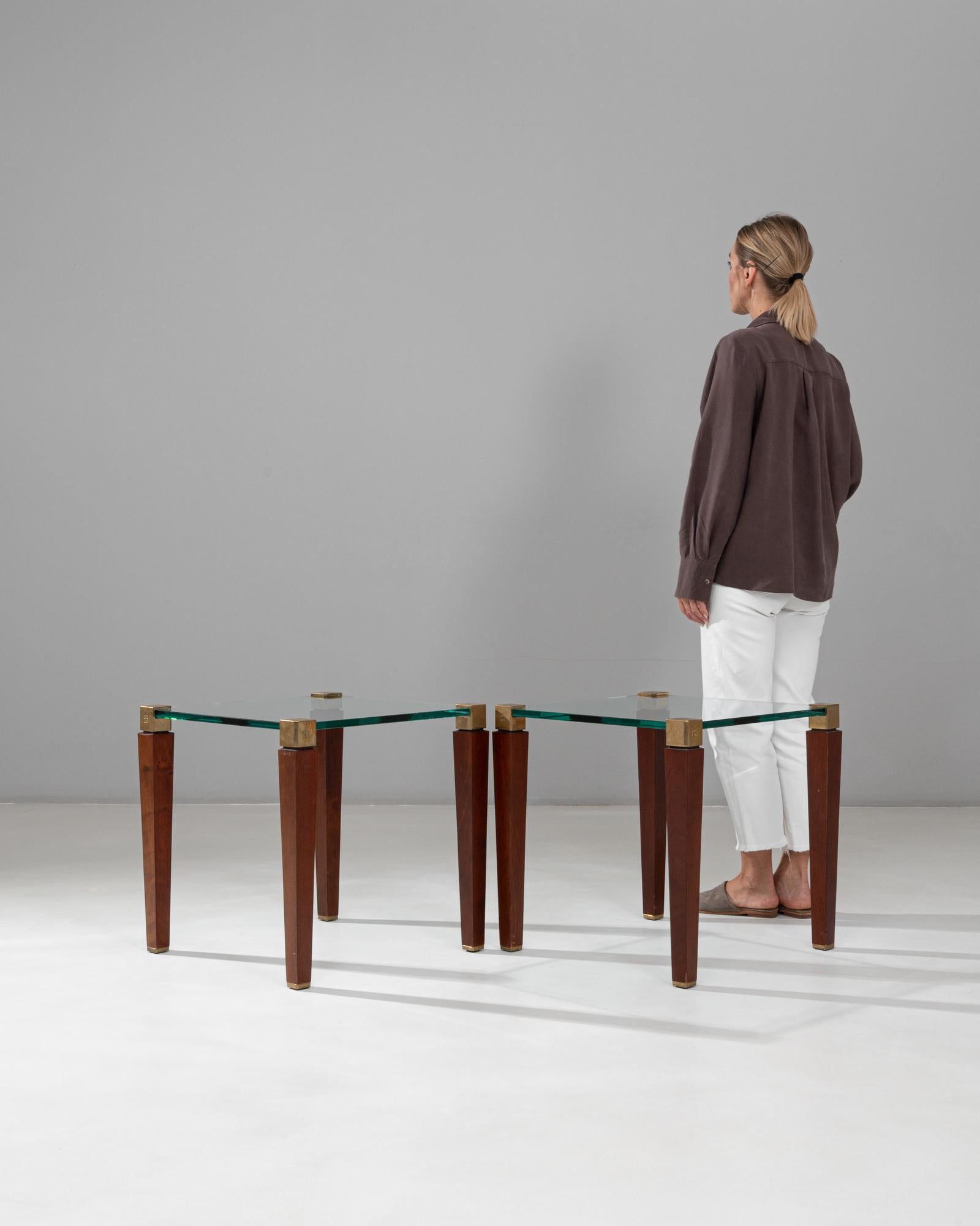 Laiton Paire de tables basses carrées en verre et laiton Peter Ghyczy, hollandaises, des années 1970 en vente