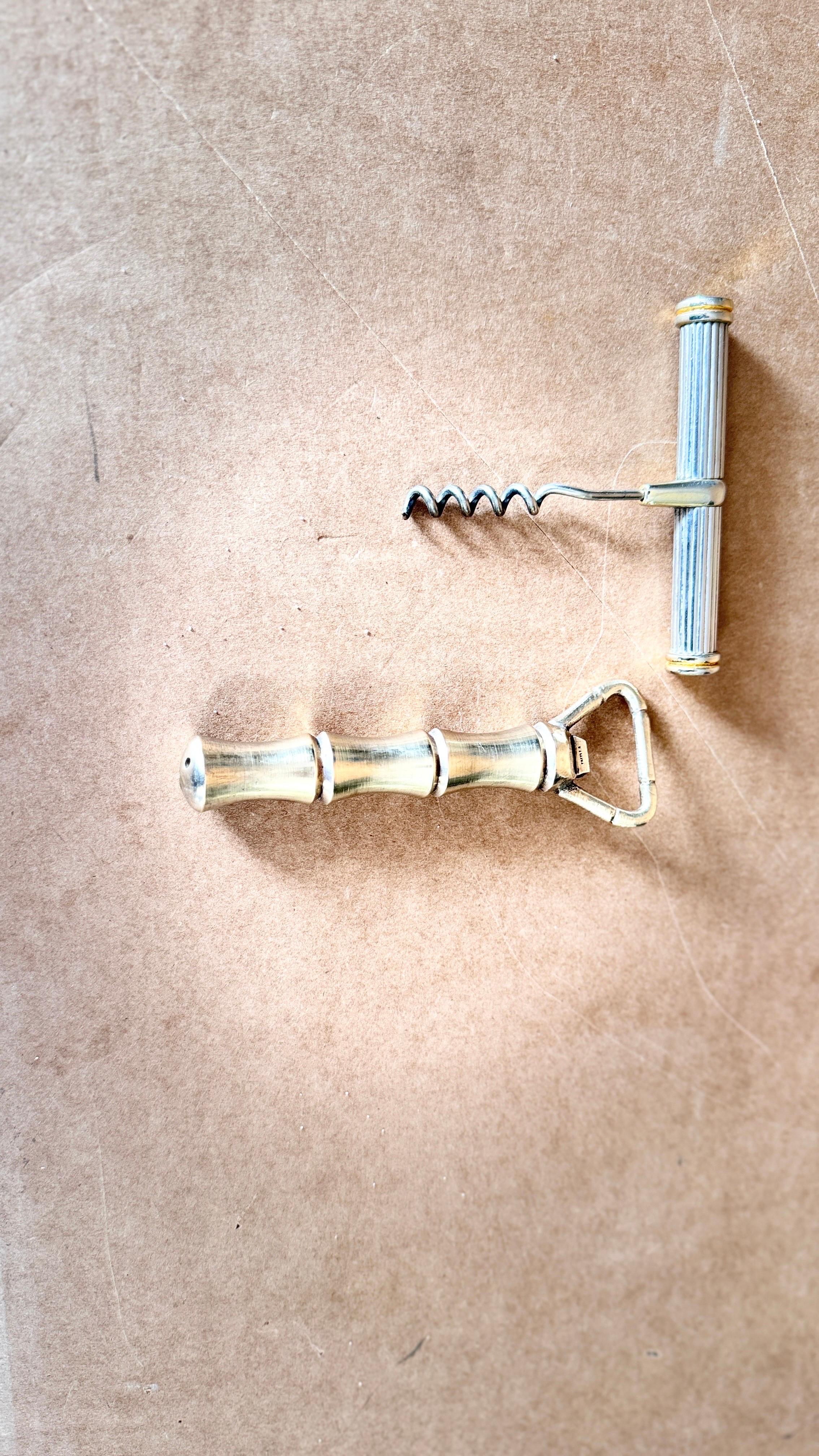 Coppia di apribottiglie francesi degli anni '70, cavatappi in argento e oro e finto bambù in ottone in vendita 4