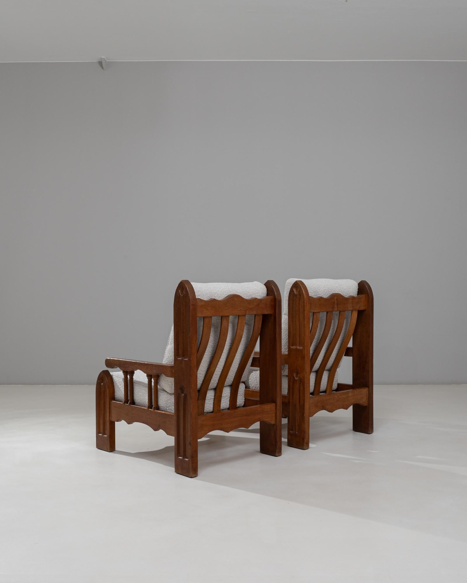 Tissu d'ameublement Pair of 1970s French Brutalist Upholstered Armchairs with Carved Details en vente