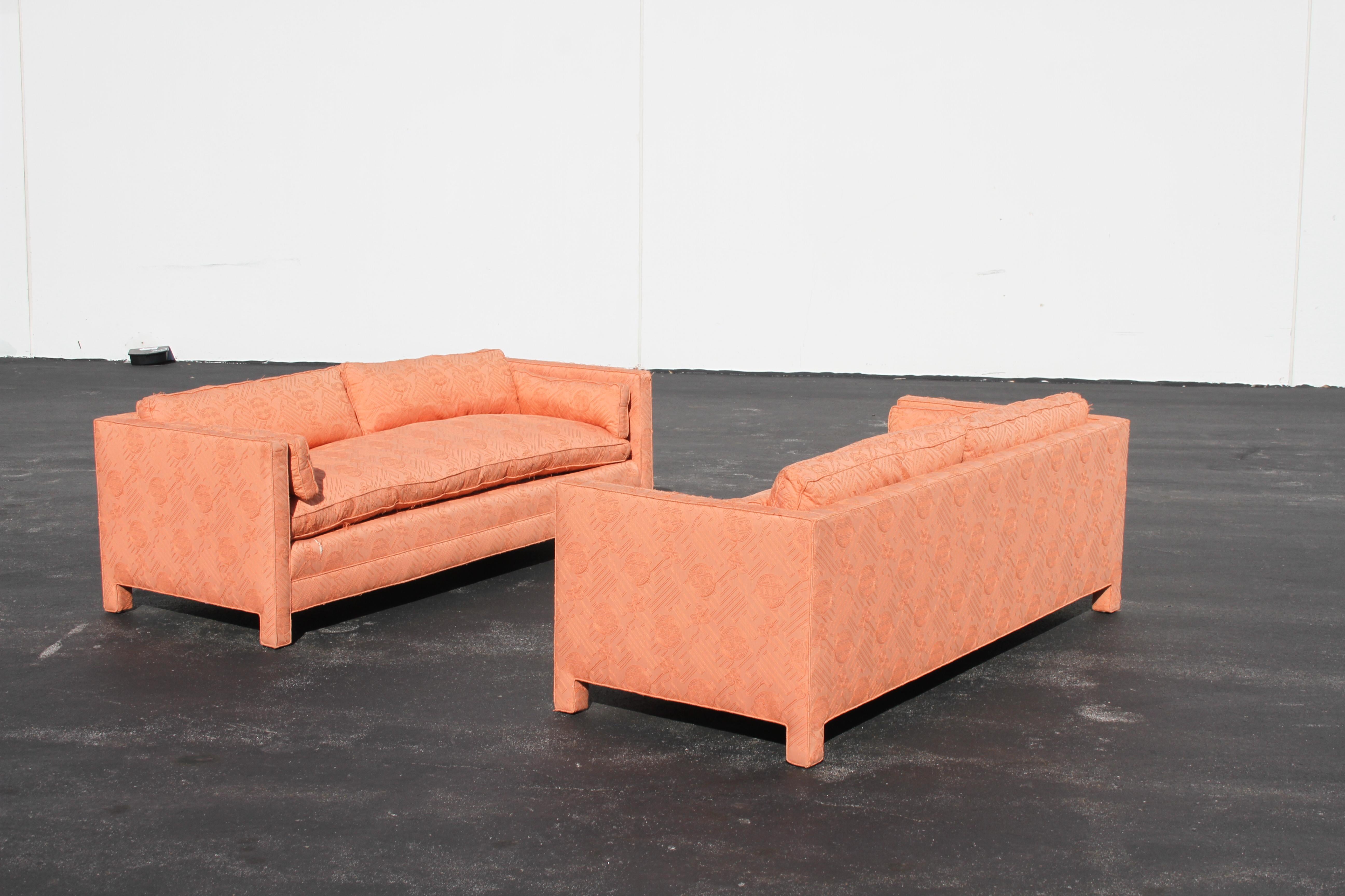 Pair of 1970s Fully Upholstered Sofas by John Mascheroni for Swaim 4