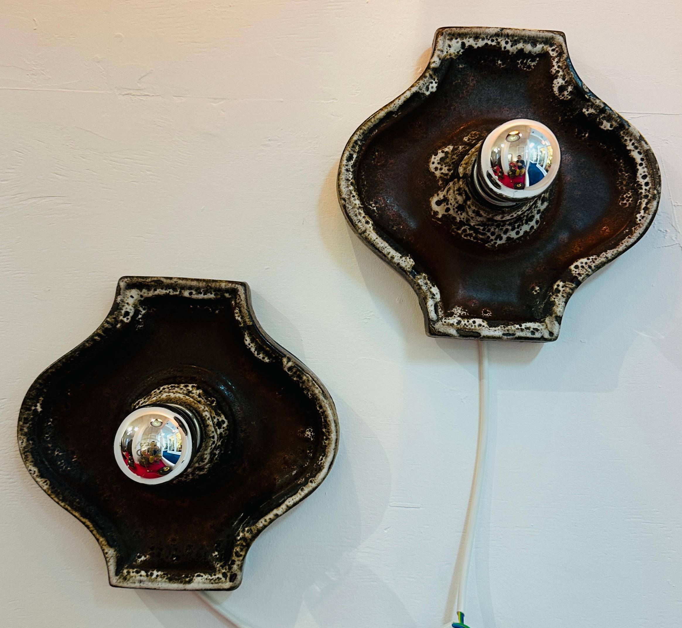 Pair of 1970s German Fat Lava Hustadt Brown & White Ceramic Wall Lights For Sale 10
