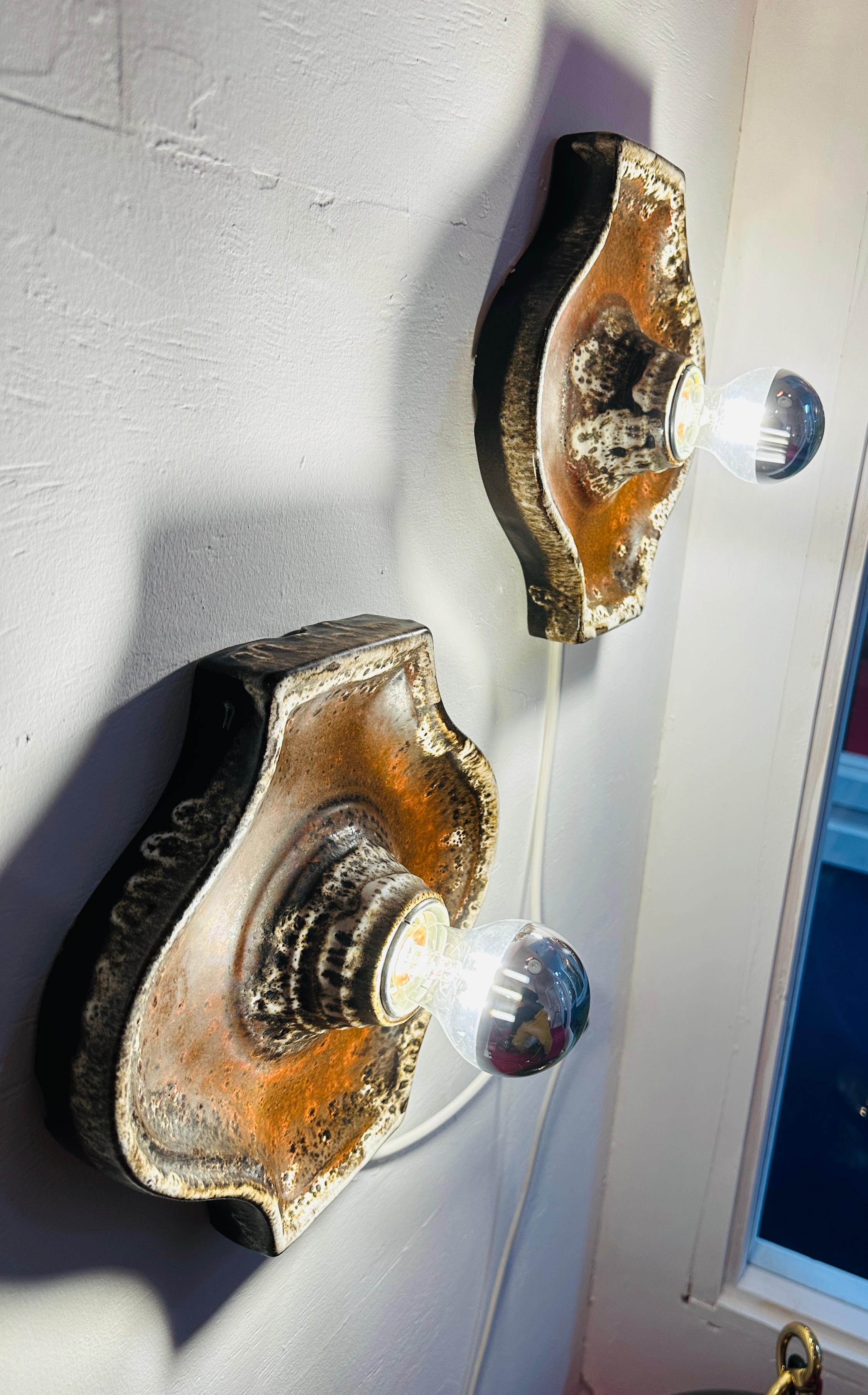Pair of 1970s German Fat Lava Hustadt Brown & White Ceramic Wall Lights For Sale 1