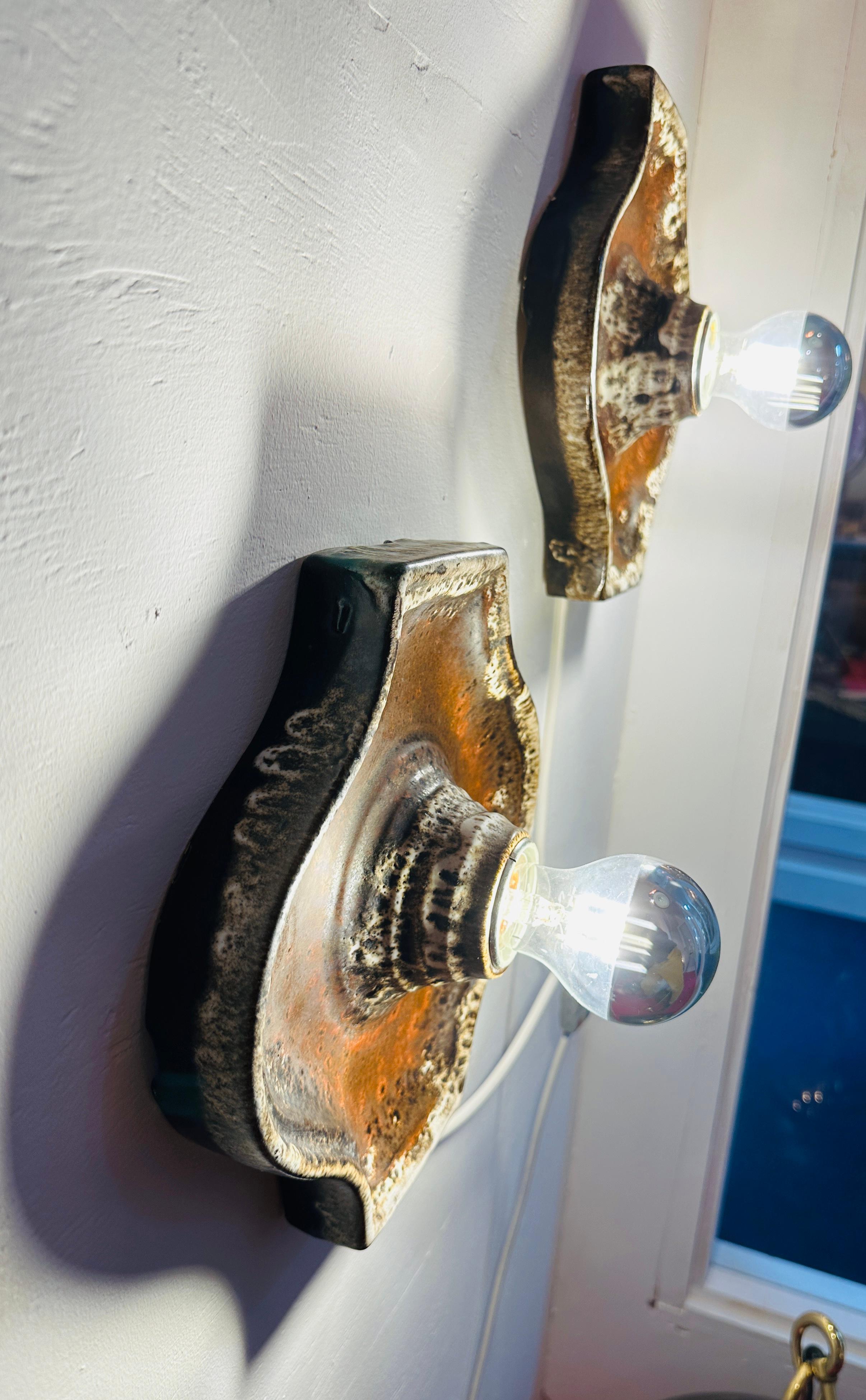 Pair of 1970s German Fat Lava Hustadt Brown & White Ceramic Wall Lights For Sale 2